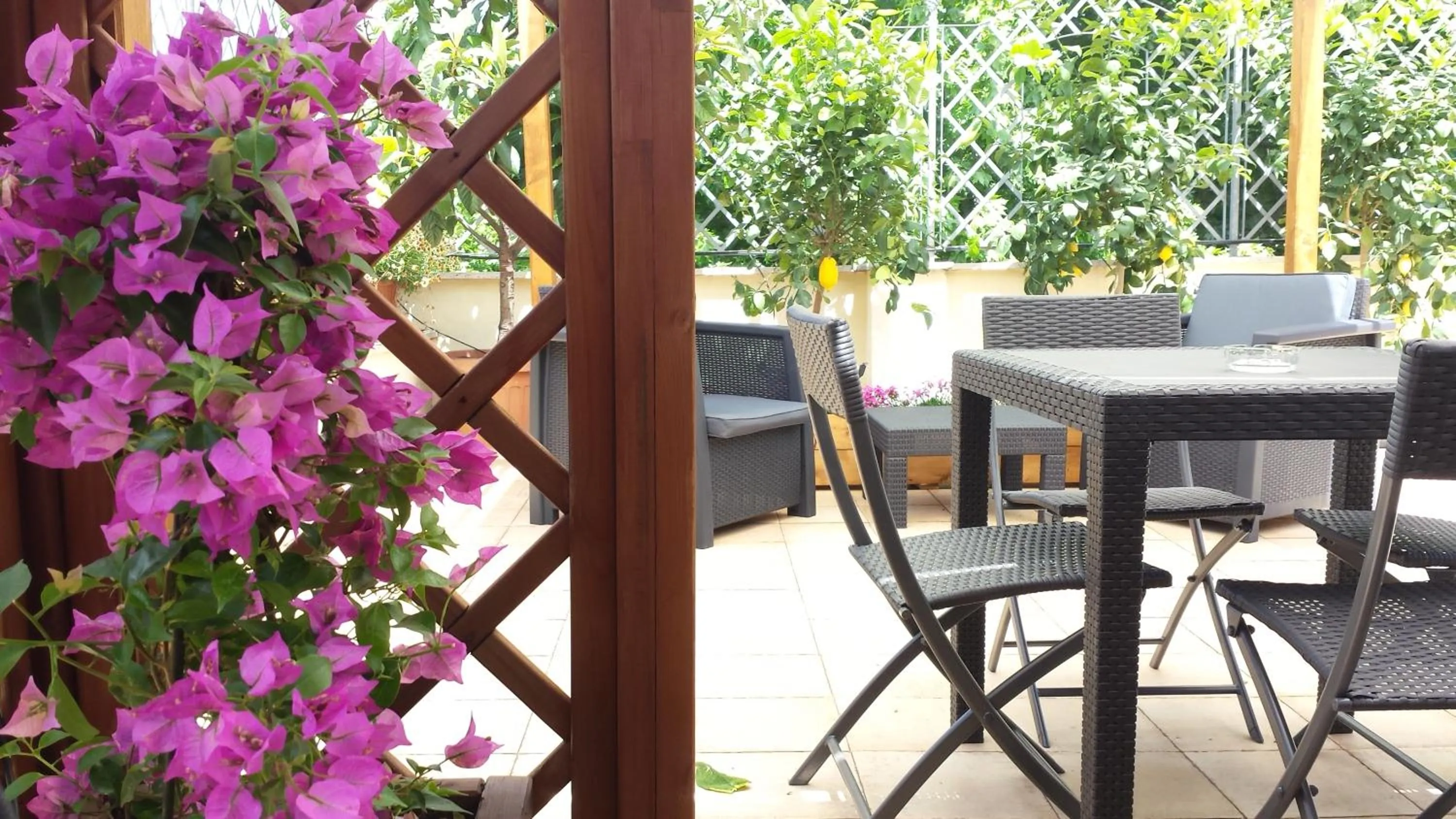 Balcony/Terrace in Rome Aparts