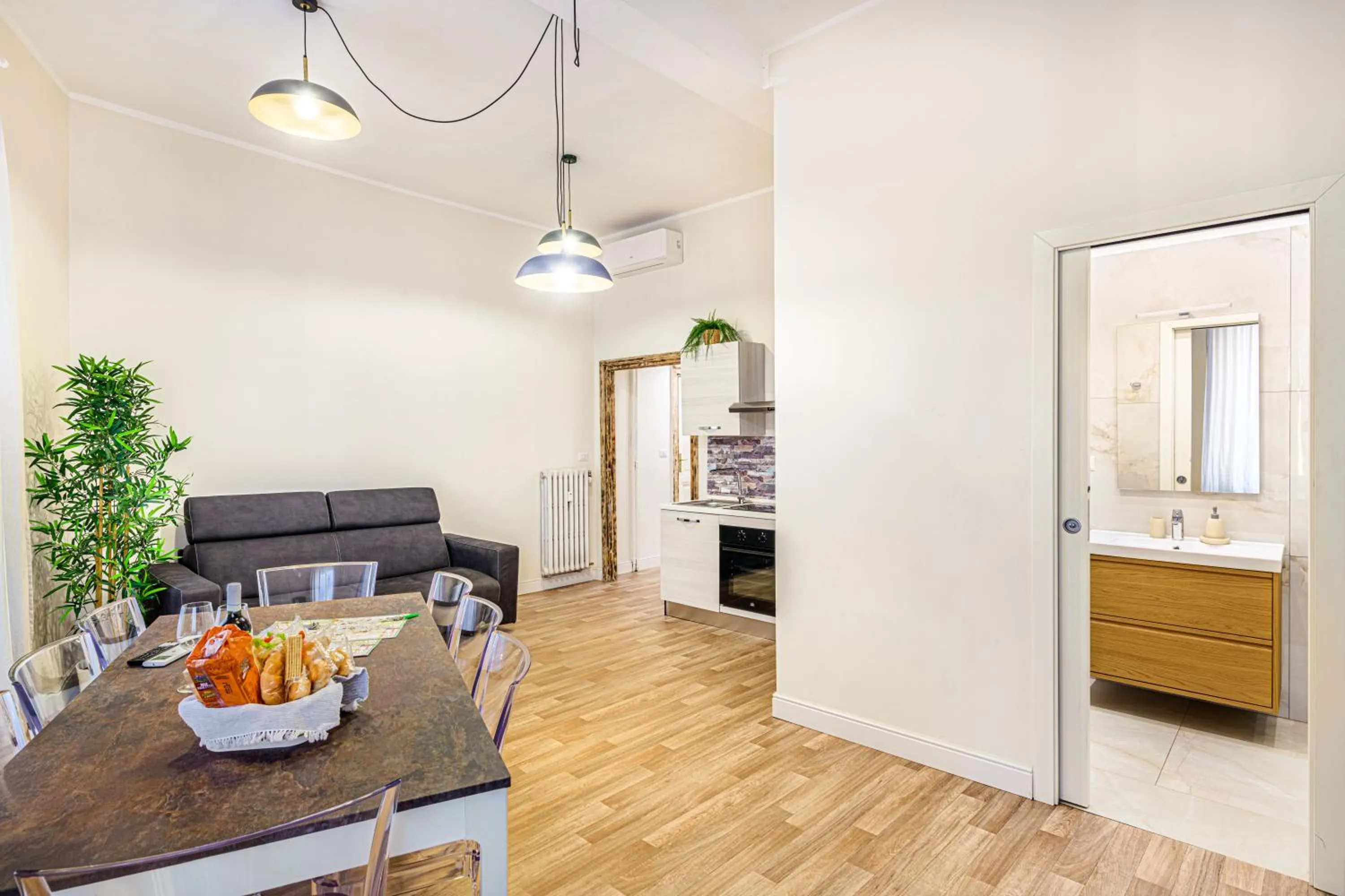 Communal lounge/ TV room in Rome Aparts