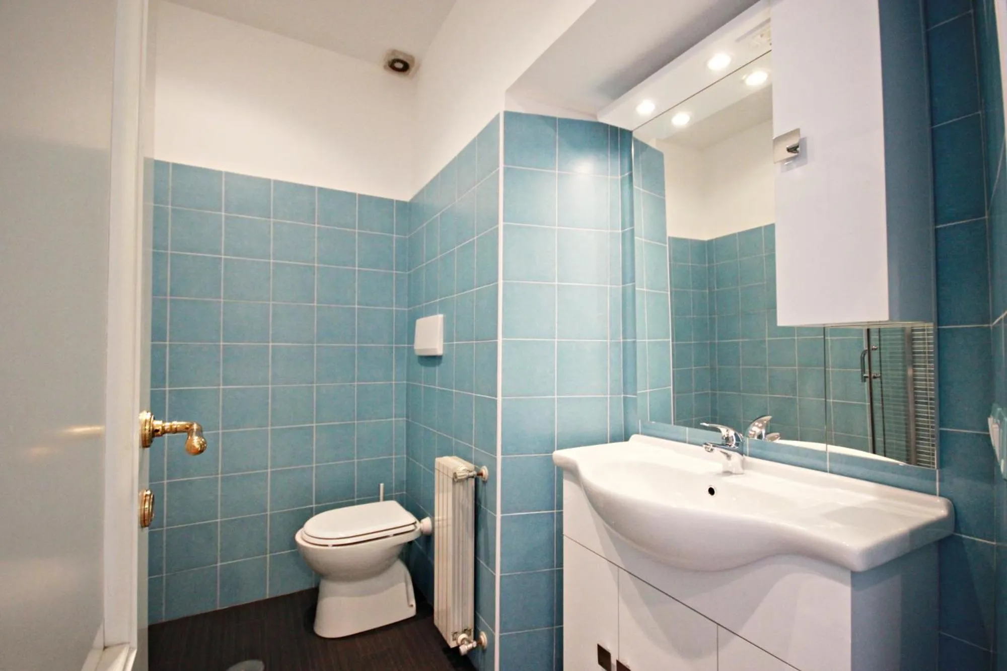 Bathroom in Rome Aparts