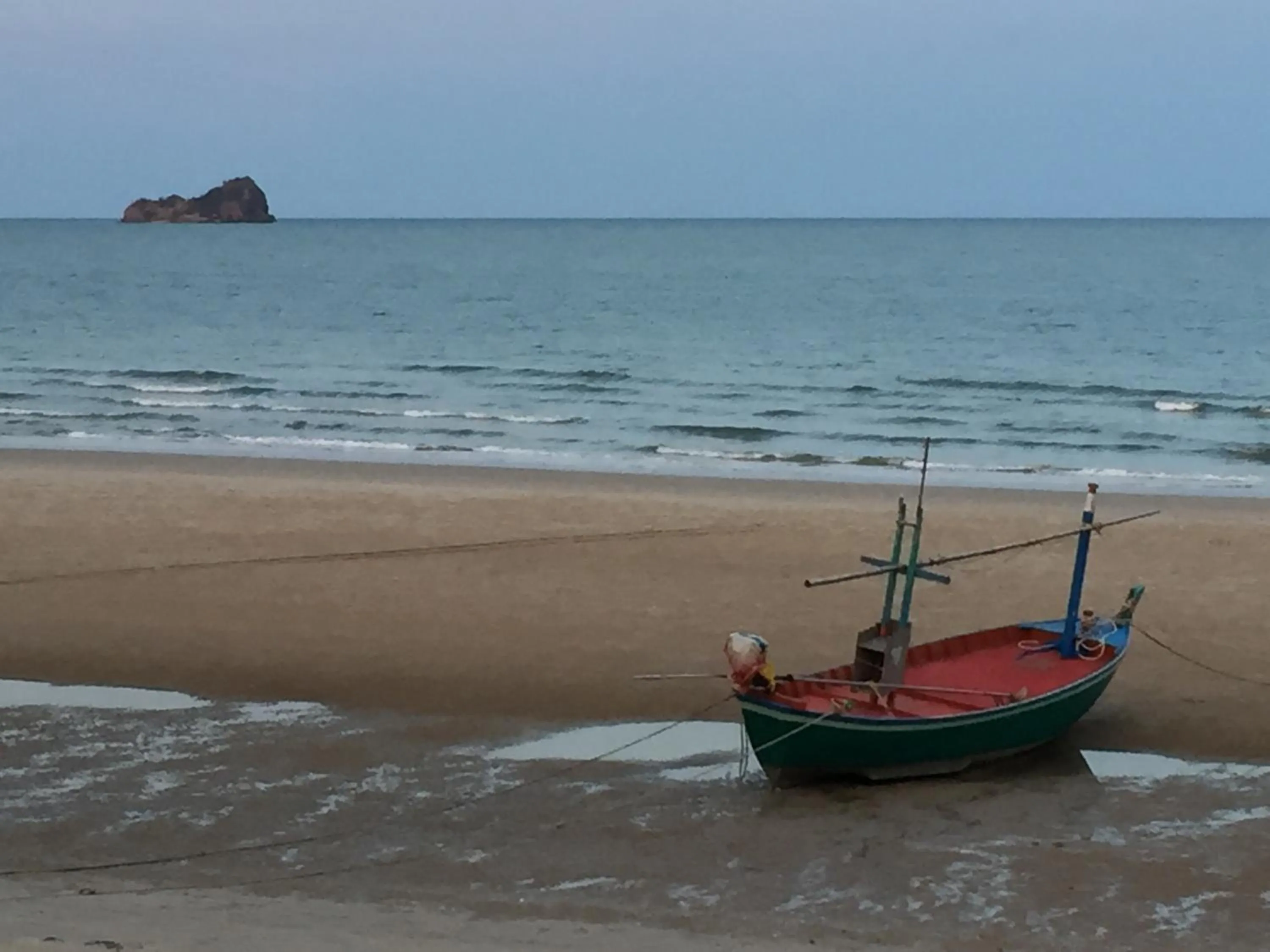 Beach in The Chelona pool access by Away