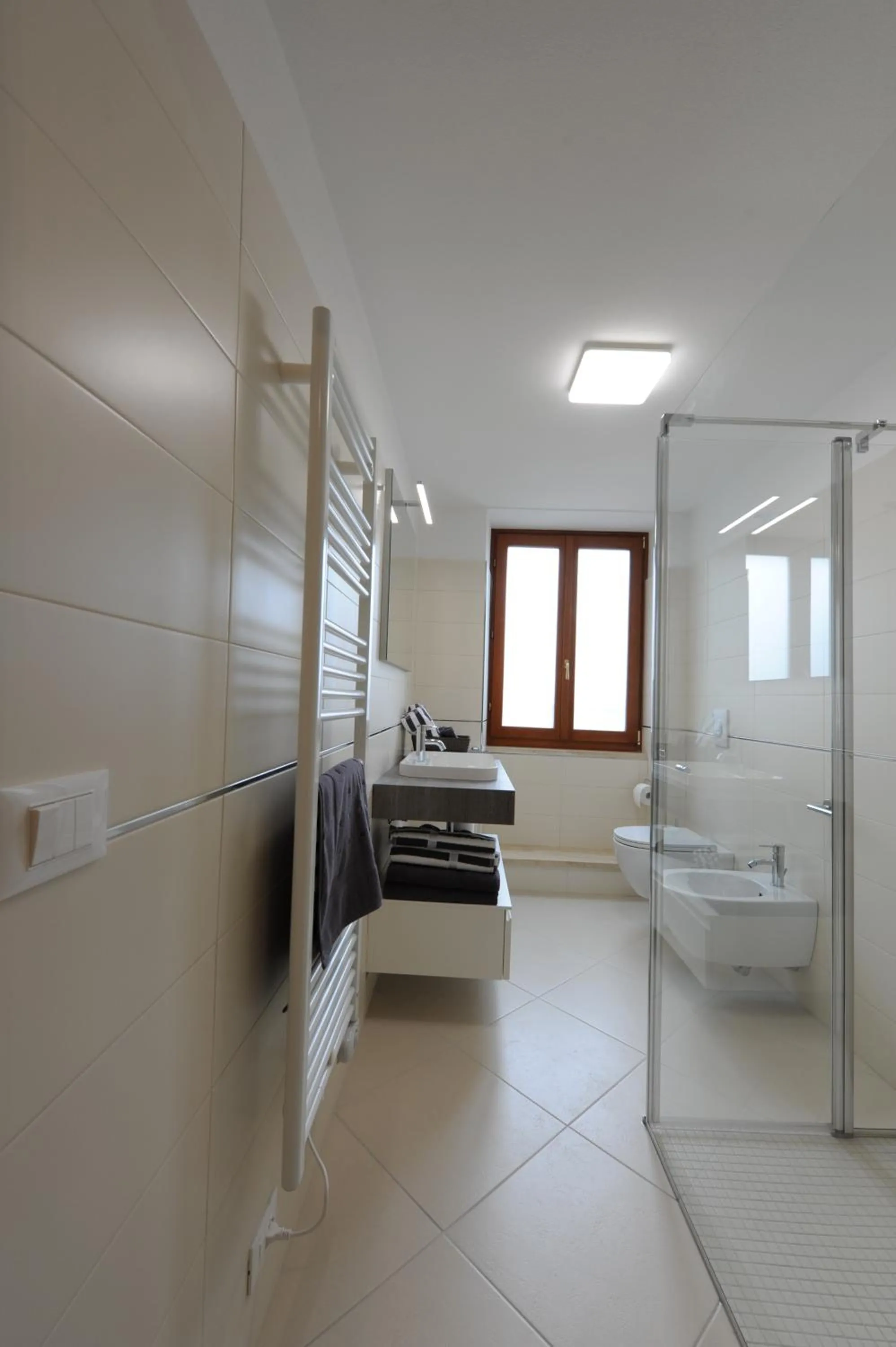 Bathroom, Bed in Bella Vacanza Limone