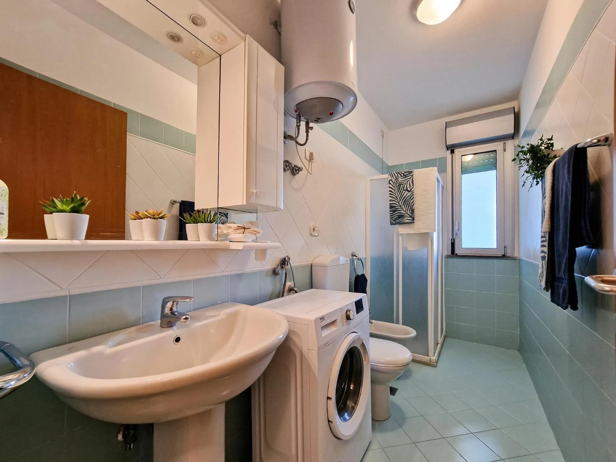 Shower in Argonauti