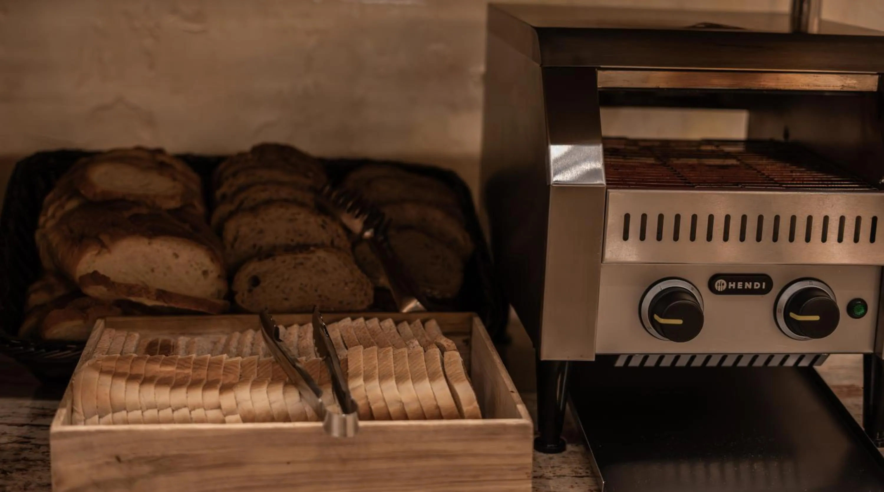 Buffet breakfast in Yomo Patagonia