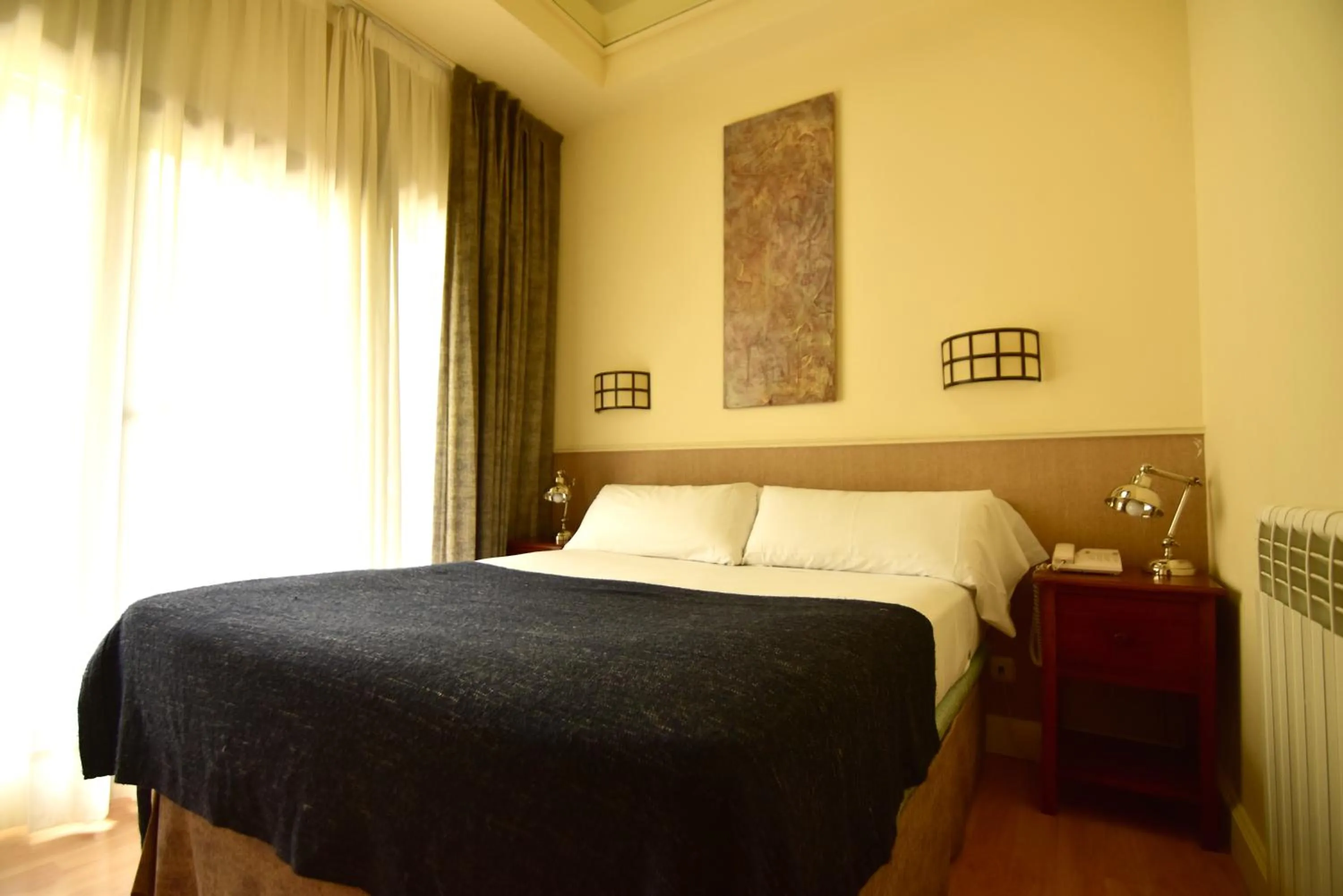 Photo of the whole room, Bed in Yomo Patagonia