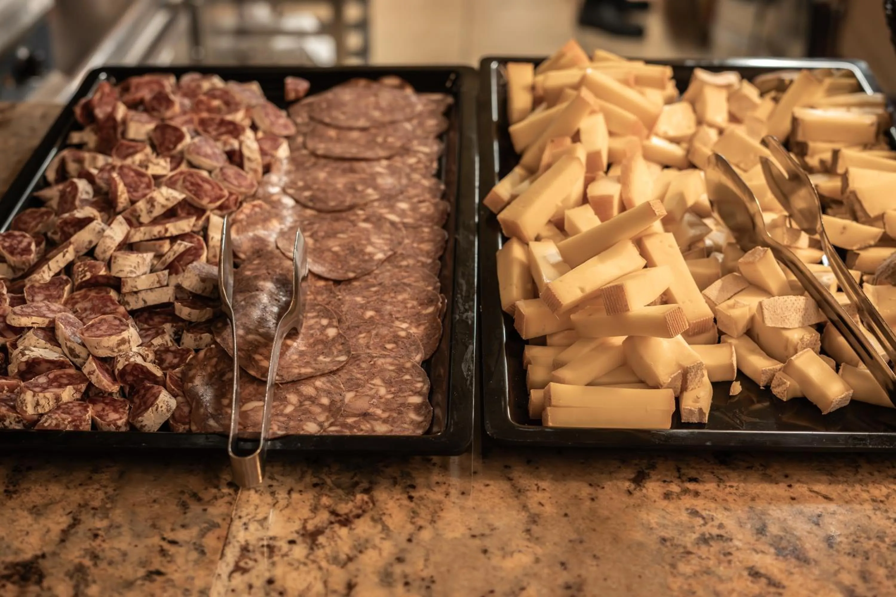 Buffet breakfast in Yomo Patagonia