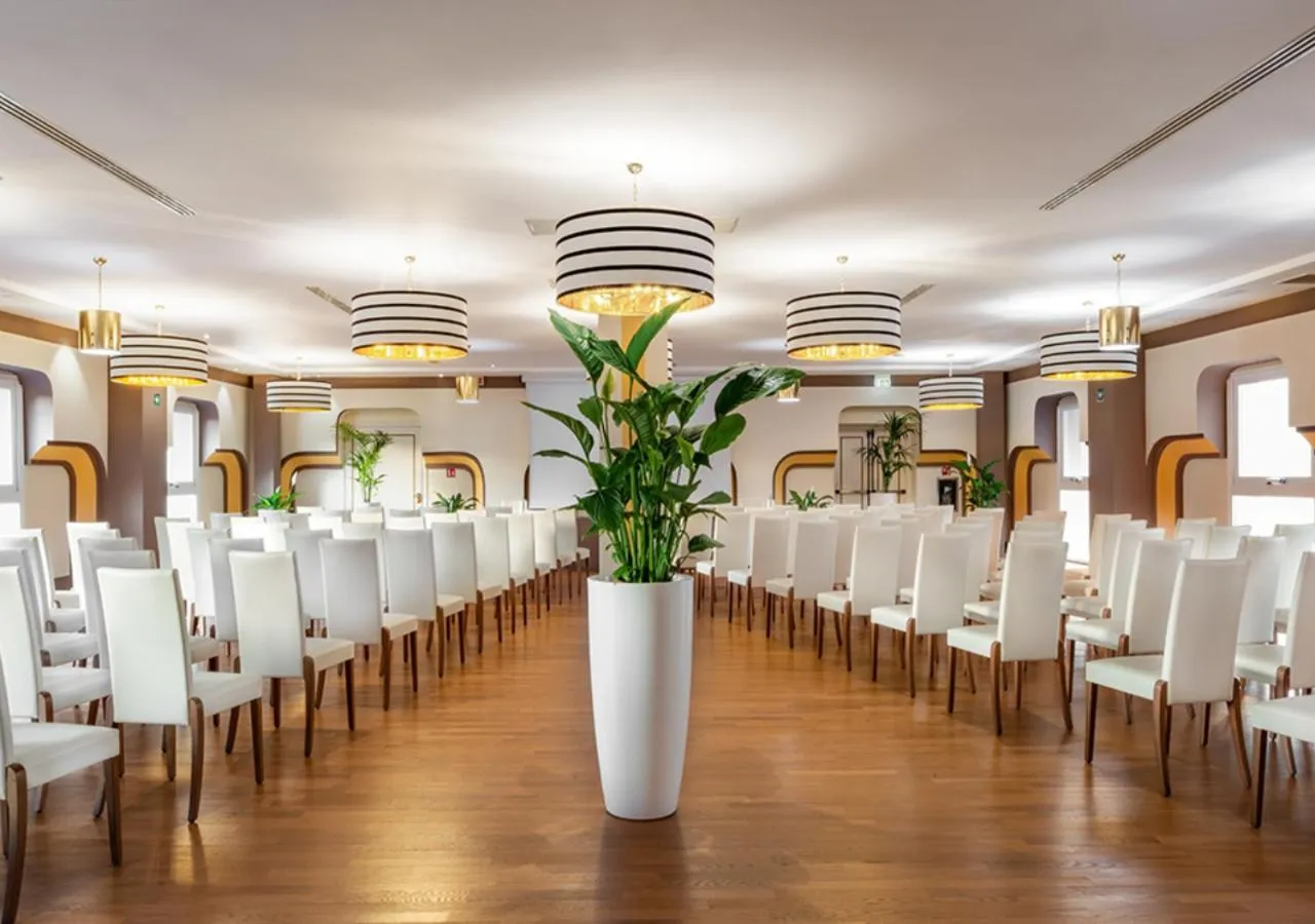 Meeting/conference room in Grand Hotel Salsomaggiore