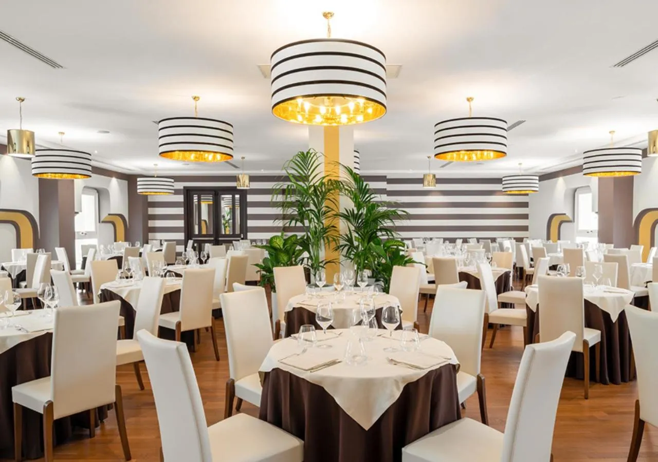 Restaurant/places to eat in Grand Hotel Salsomaggiore