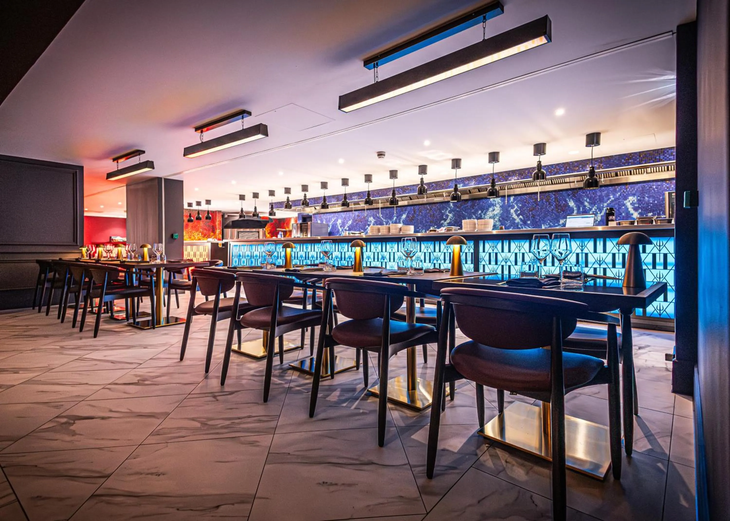 Restaurant/places to eat in The Cumberland, London