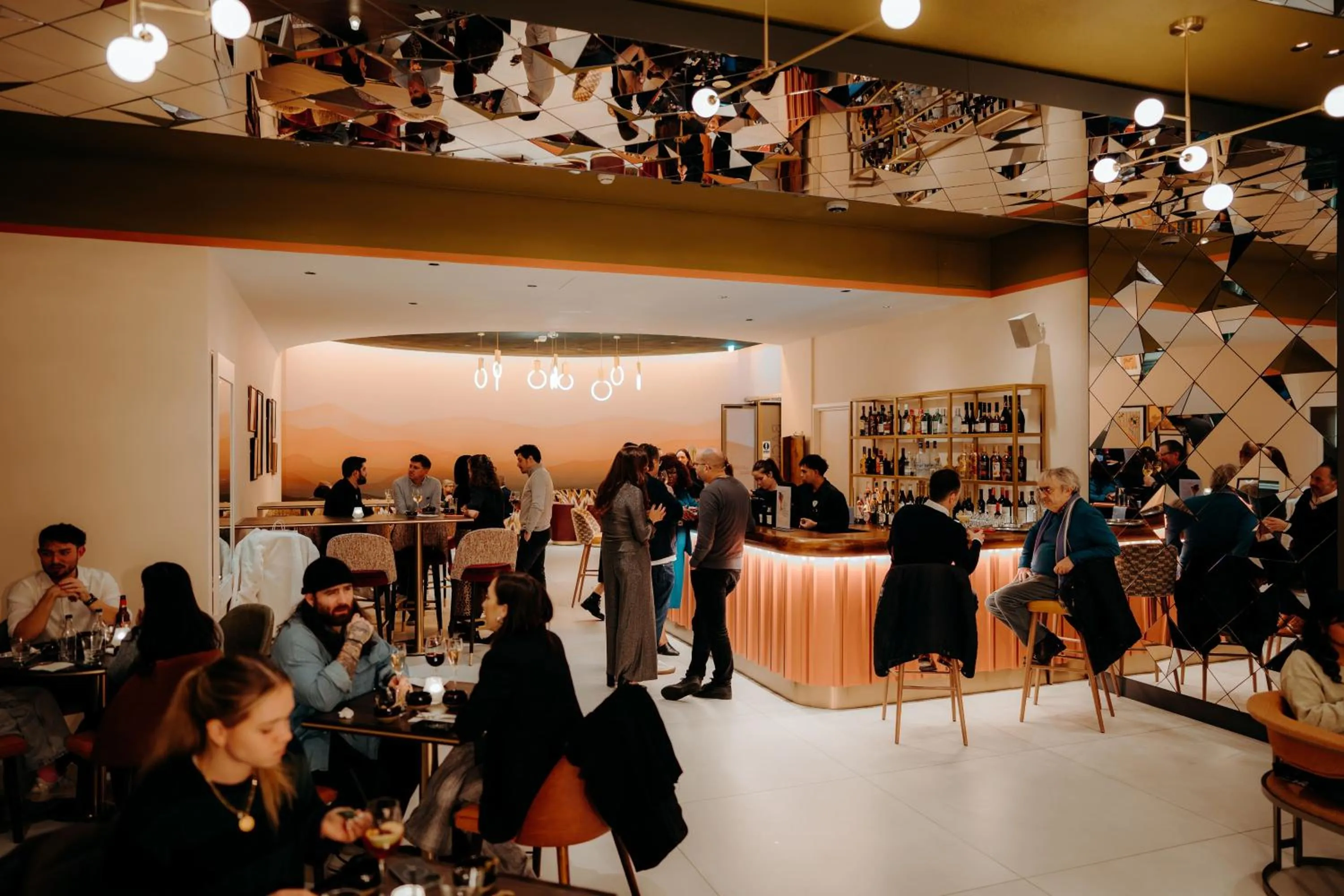 Restaurant/places to eat in The Cumberland, London