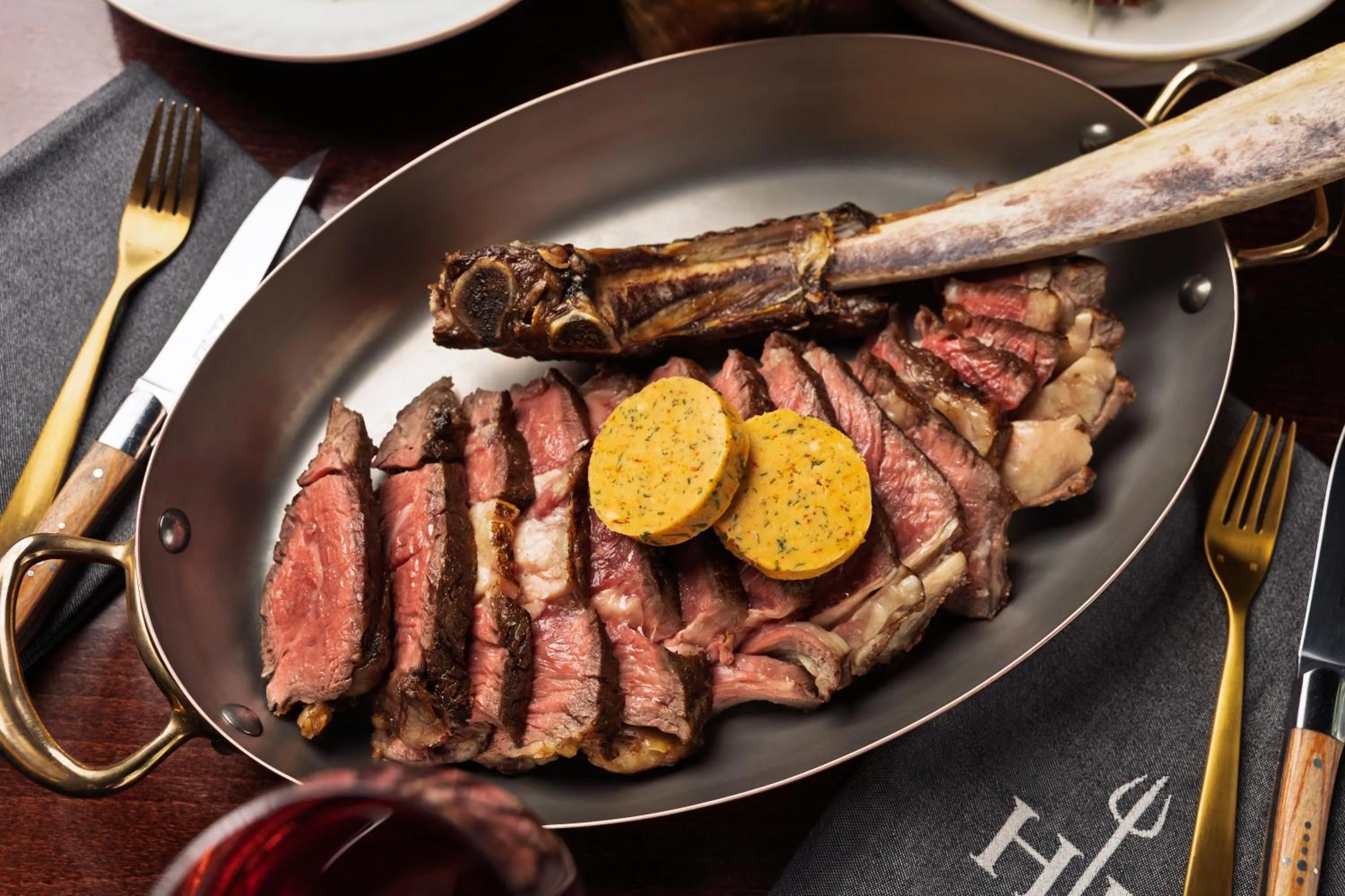 Restaurant/places to eat in The Cumberland, London