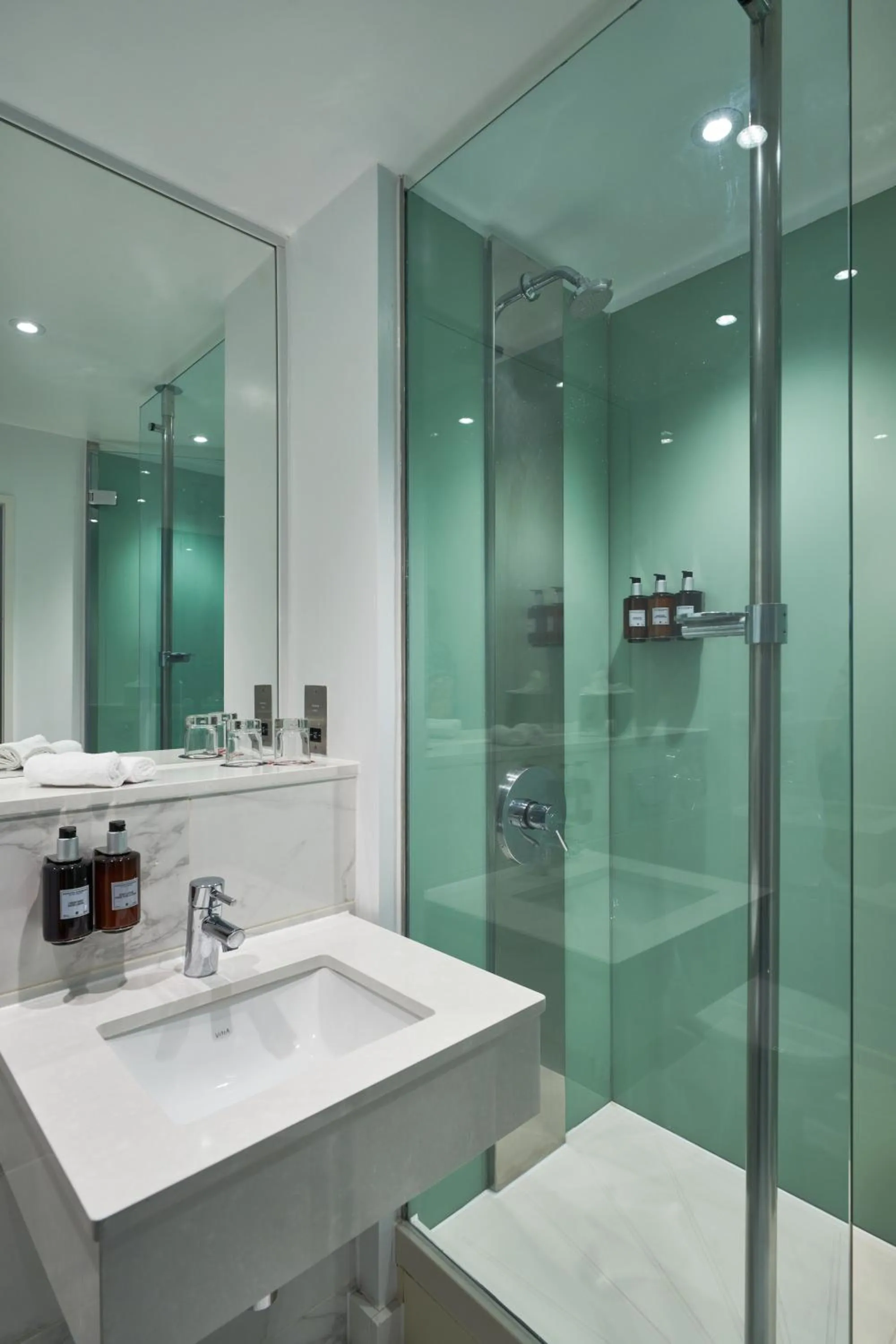 Shower in The Cumberland, London