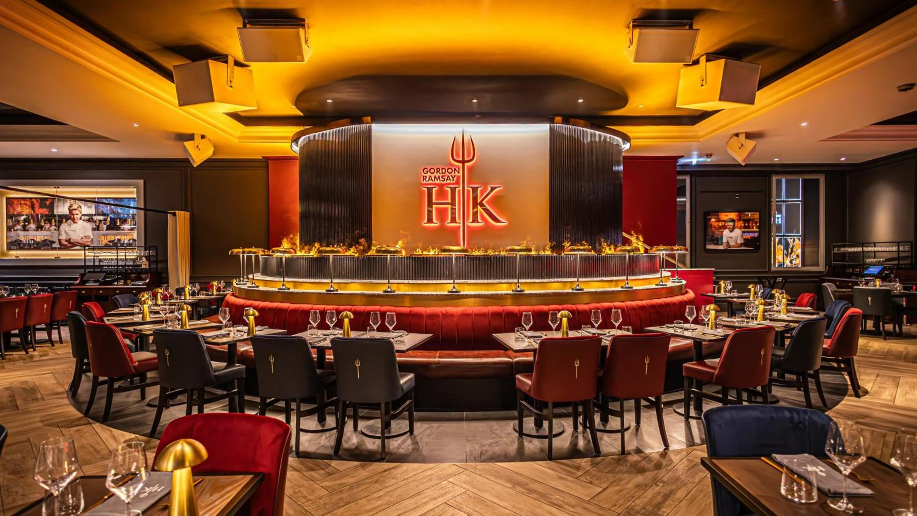 Restaurant/places to eat in The Cumberland, London