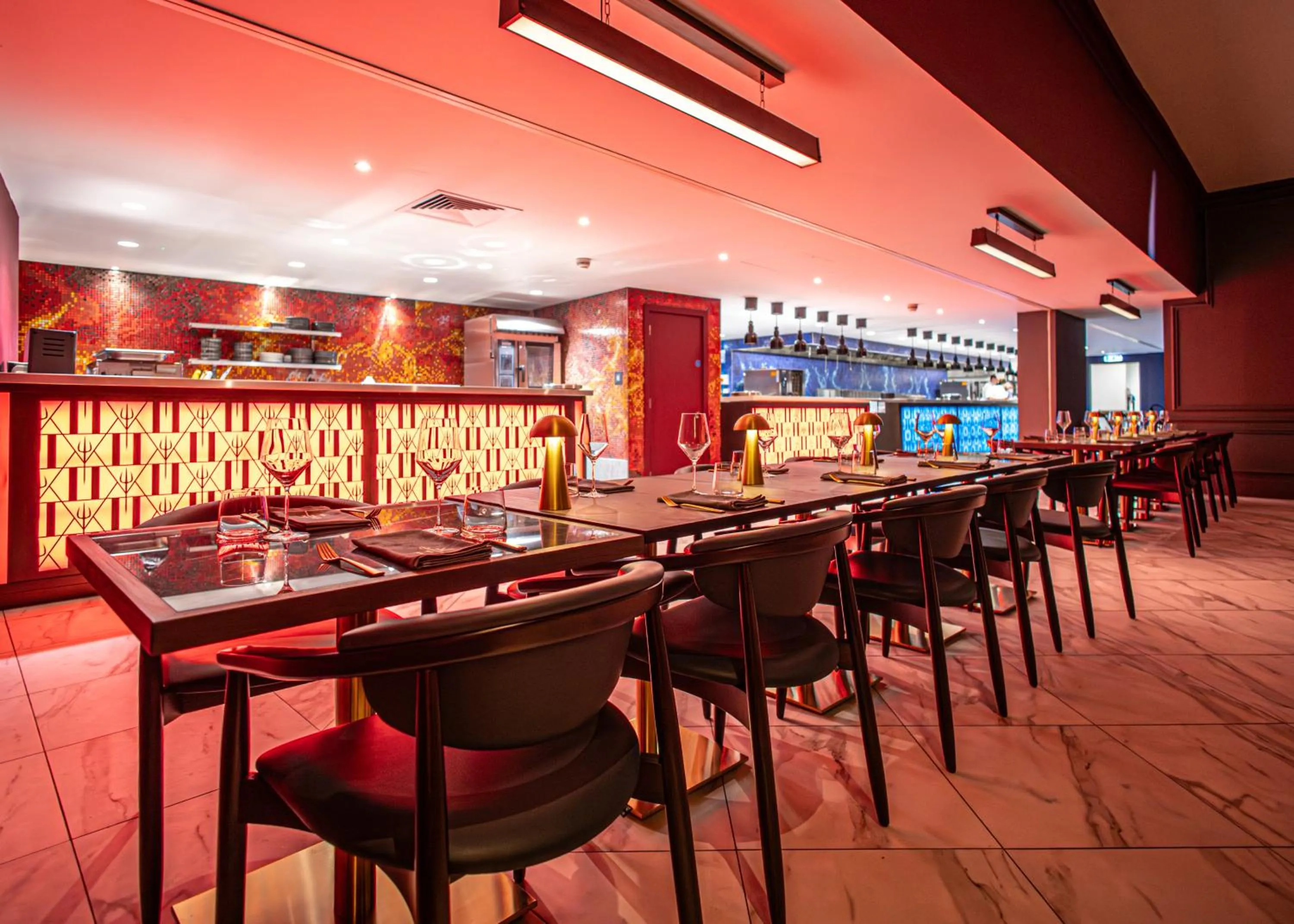 Restaurant/places to eat in The Cumberland, London