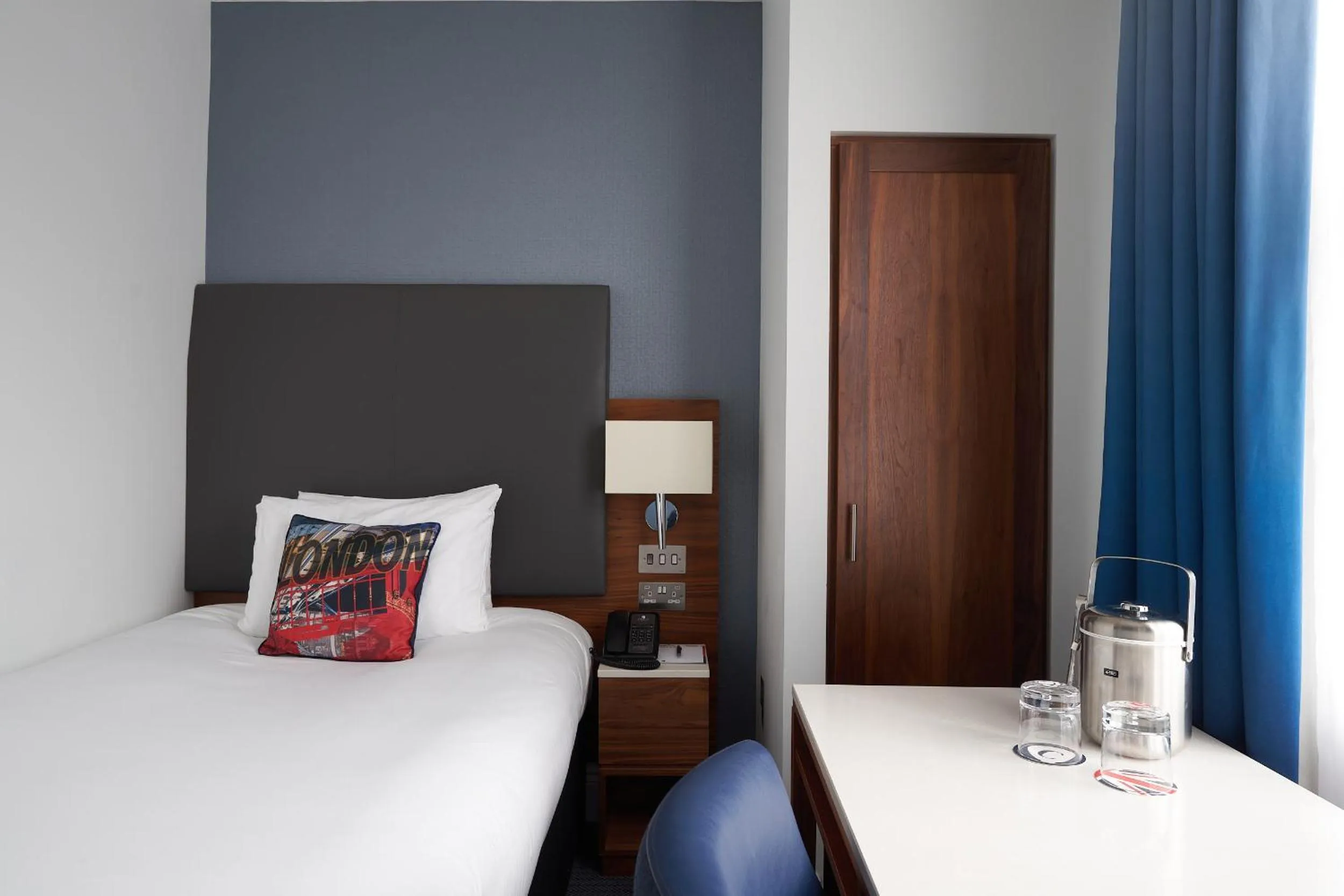 Bed in The Cumberland, London