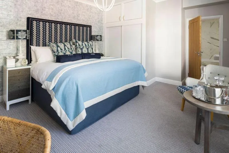 Bed in Harbour Hotel Fowey