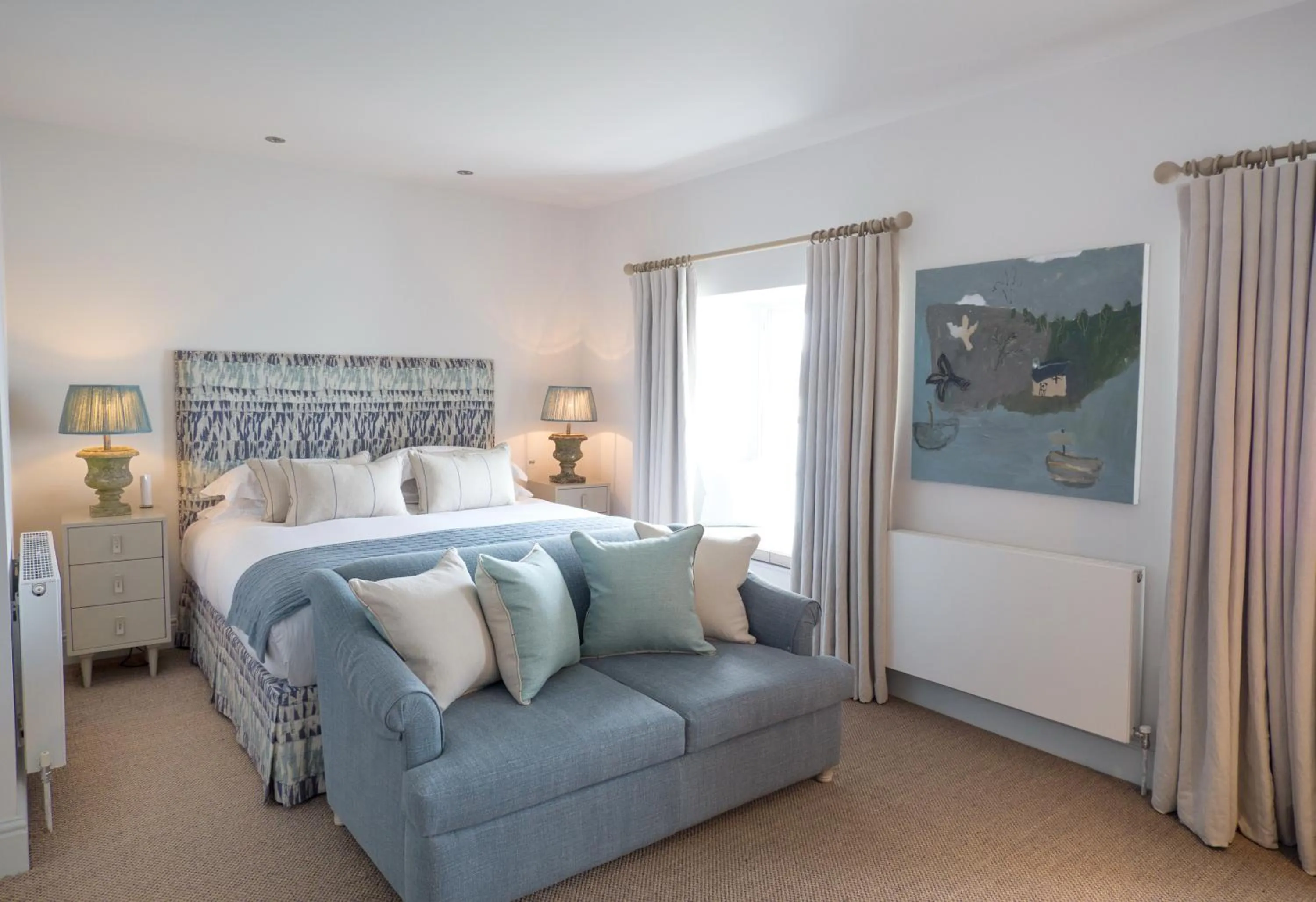 Living room, Bed in The Idle Rocks