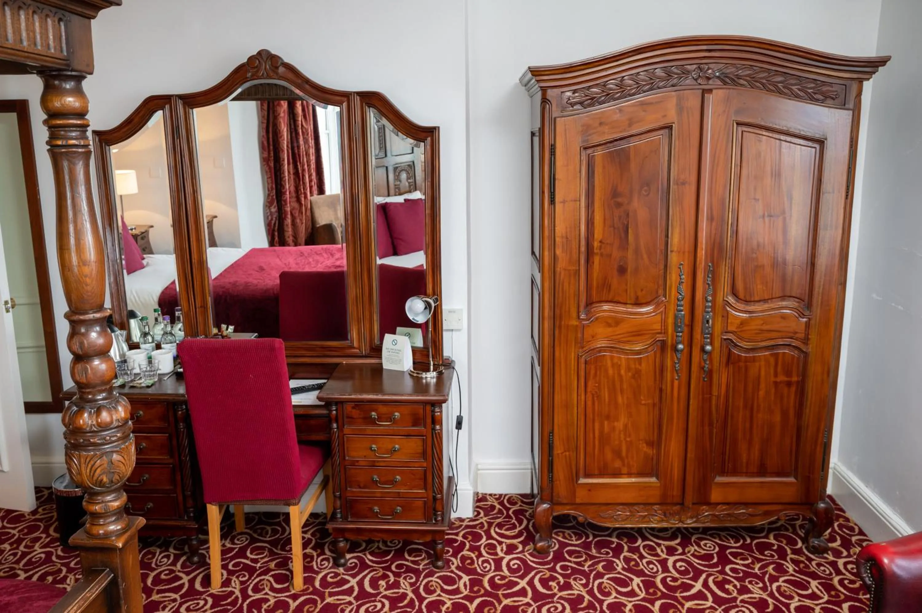 Bedroom, Bed in Rising Sun Hotel by Greene King Inns
