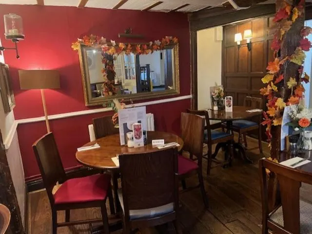 Restaurant/places to eat in Ye Olde Talbot Hotel by Greene King Inns