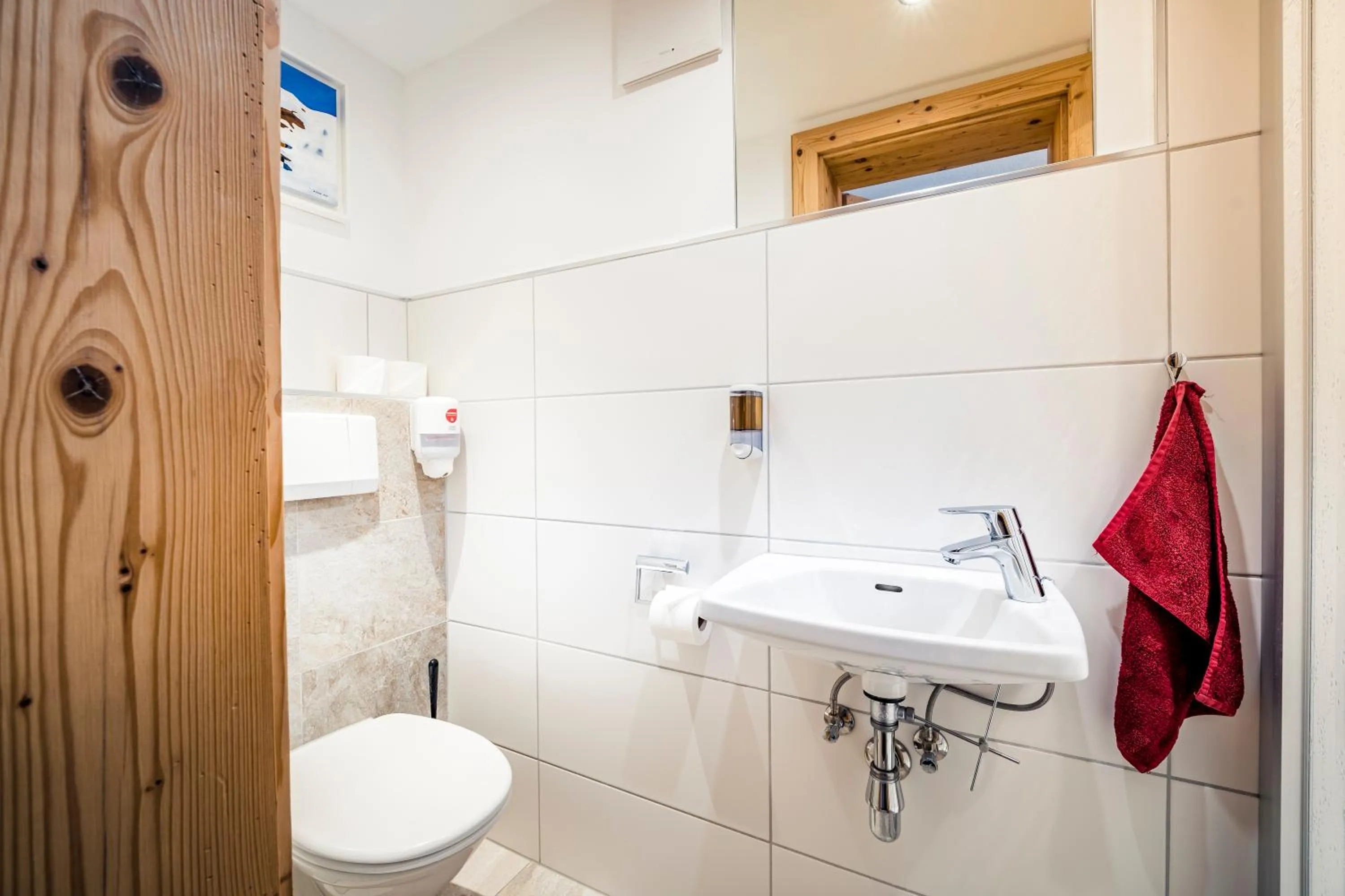 Shower in Pension der Steinbock - das 300 Jahre alte Bauernhaus - TIROL