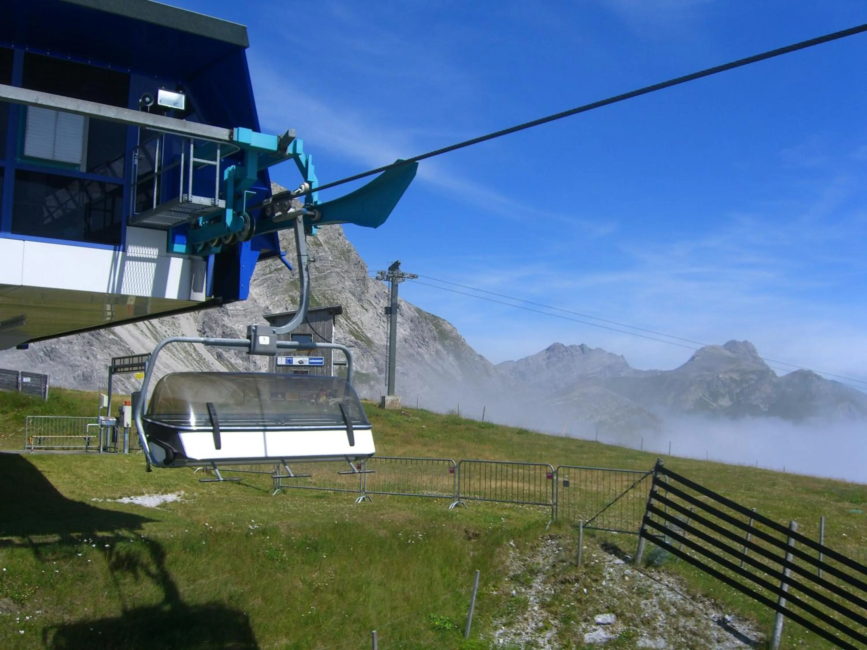 Area and facilities in Pension der Steinbock - das 300 Jahre alte Bauernhaus - TIROL
