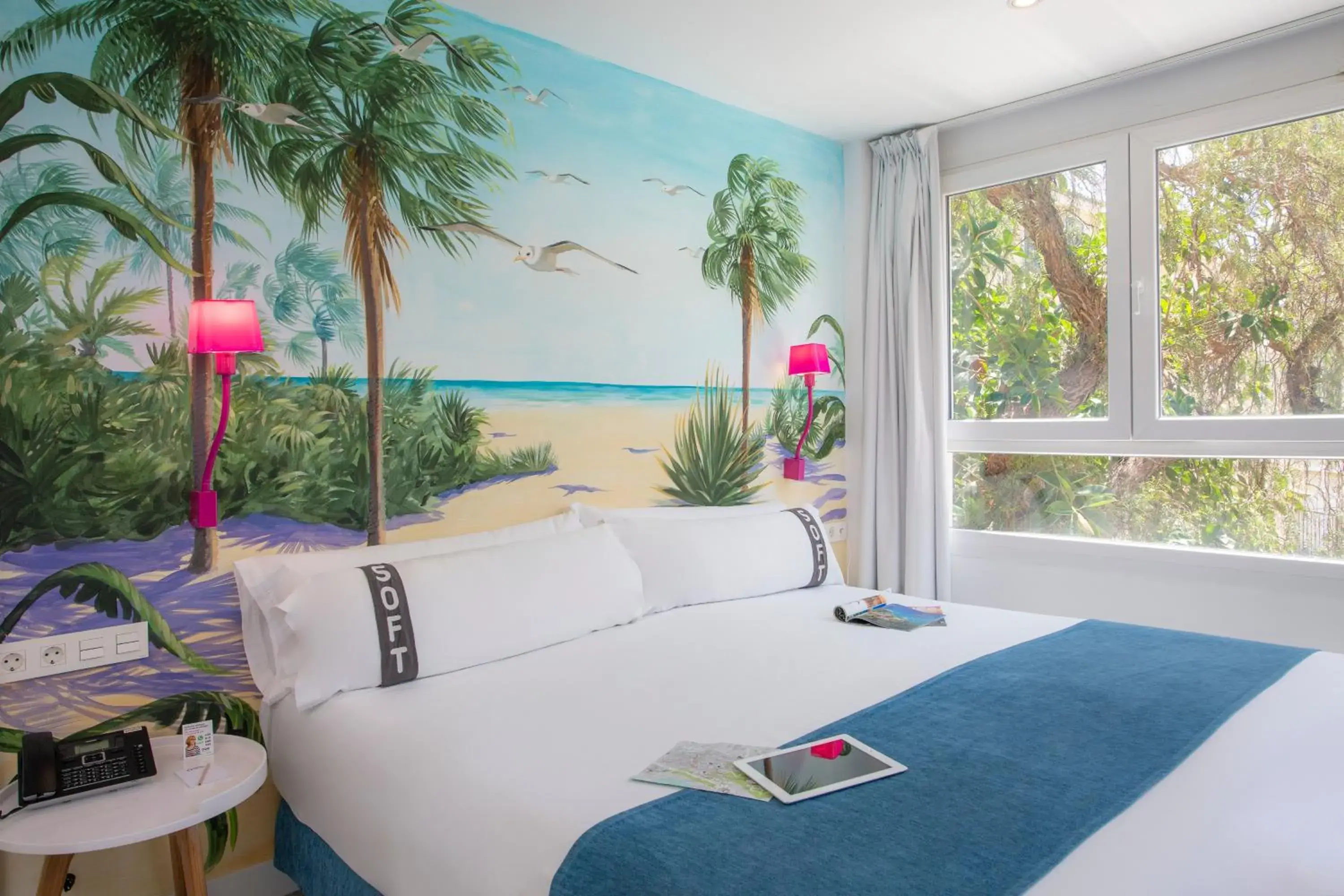 Photo of the whole room, Bed in Casual del Mar Málaga Photo of the whole room, Bed in Casual del Mar Málaga