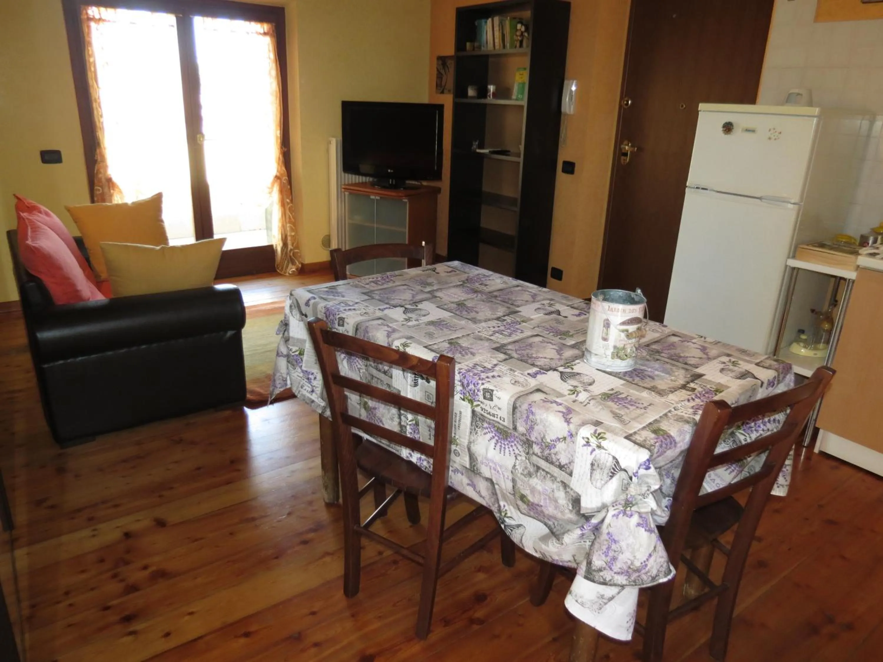 Kitchen or kitchenette in Casa Madonnina