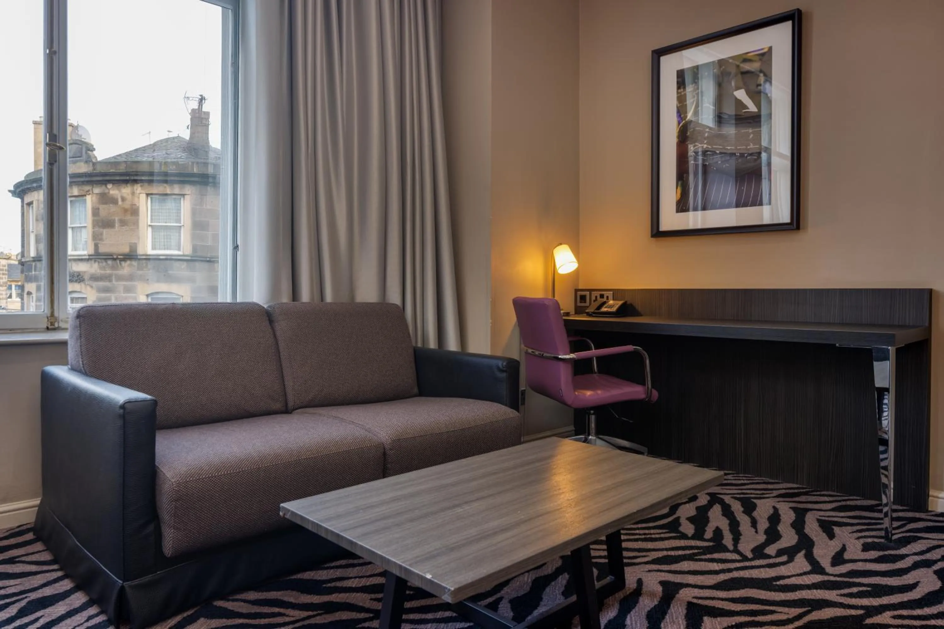 Seating area in Doubletree by Hilton Edinburgh City Centre