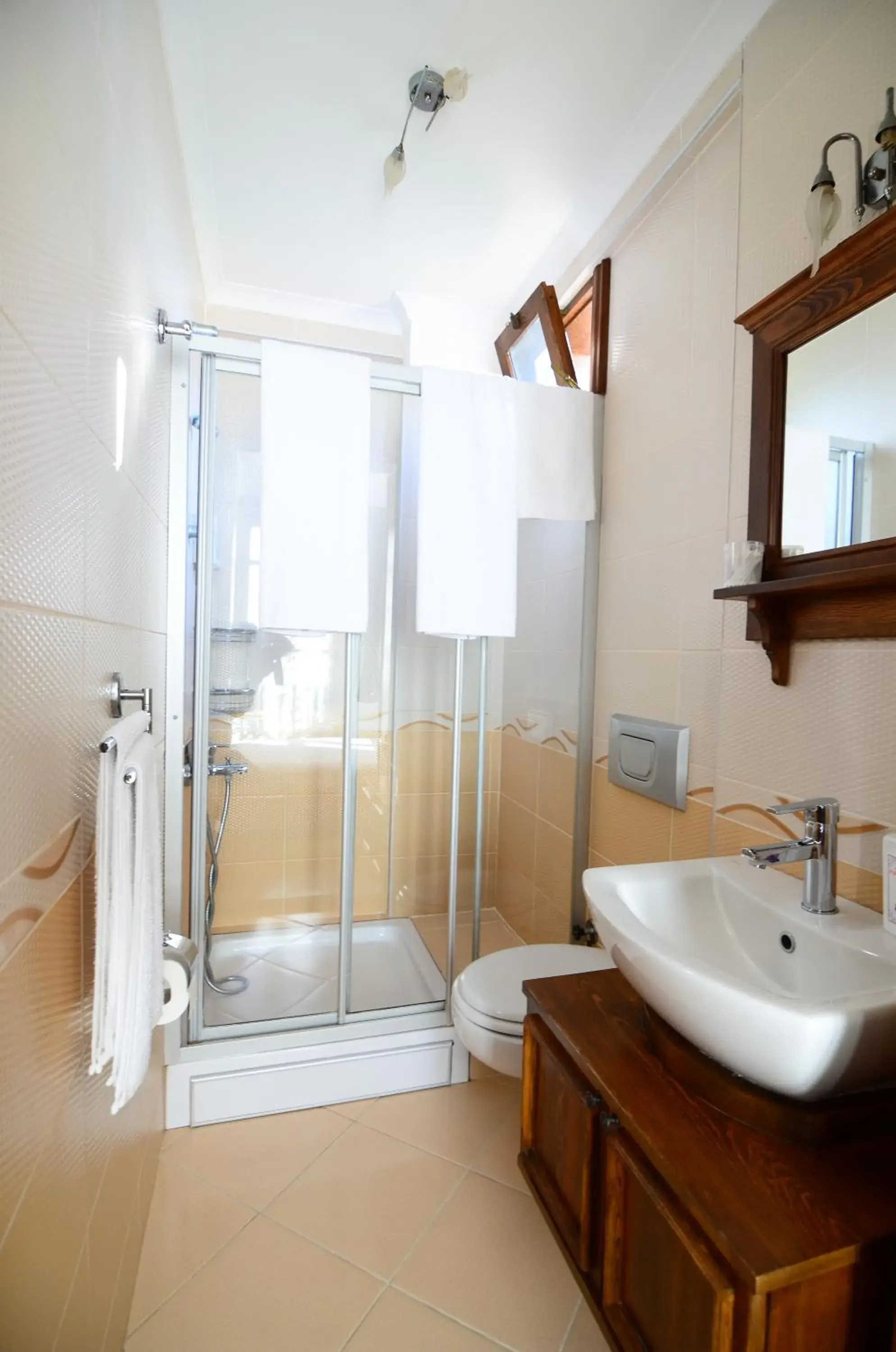 Economy Twin Room in Ayışığı Hotel Economy Twin Room in Ayışığı Hotel