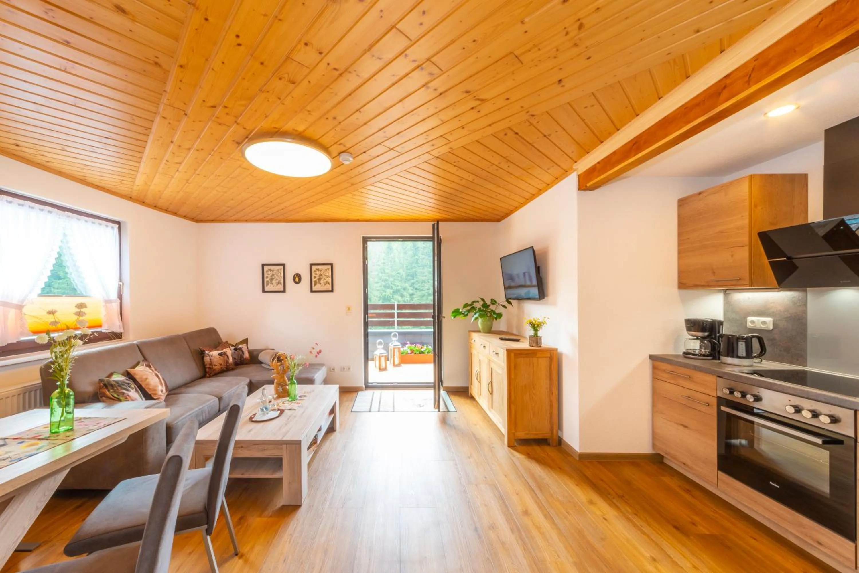 Kitchen or kitchenette in Appartements und Ferienhaus Gasthof Kanzlersgrund