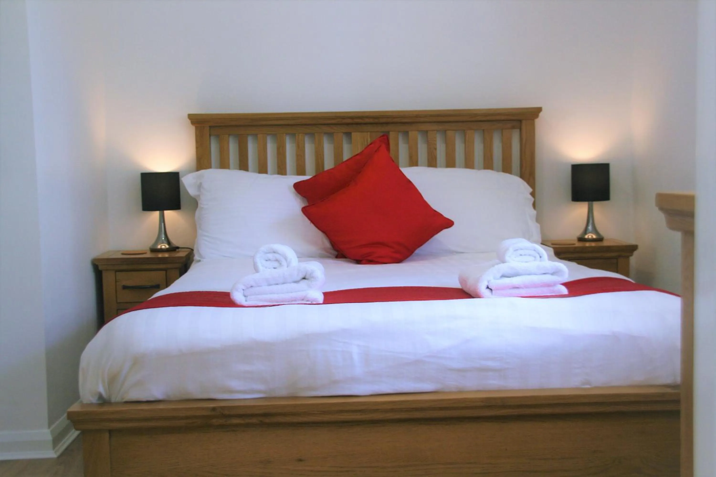 Bedroom, Bed in Glebe House Cottages