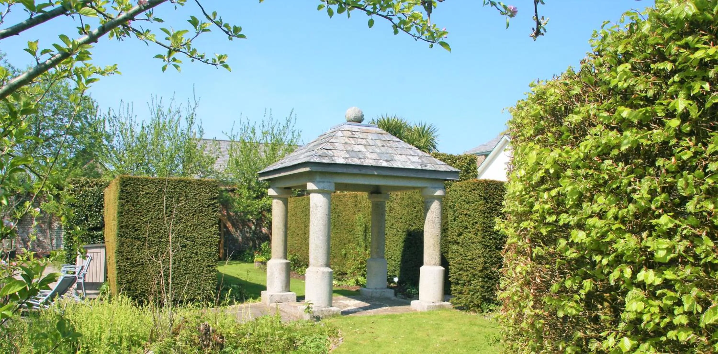 Garden in Glebe House Cottages