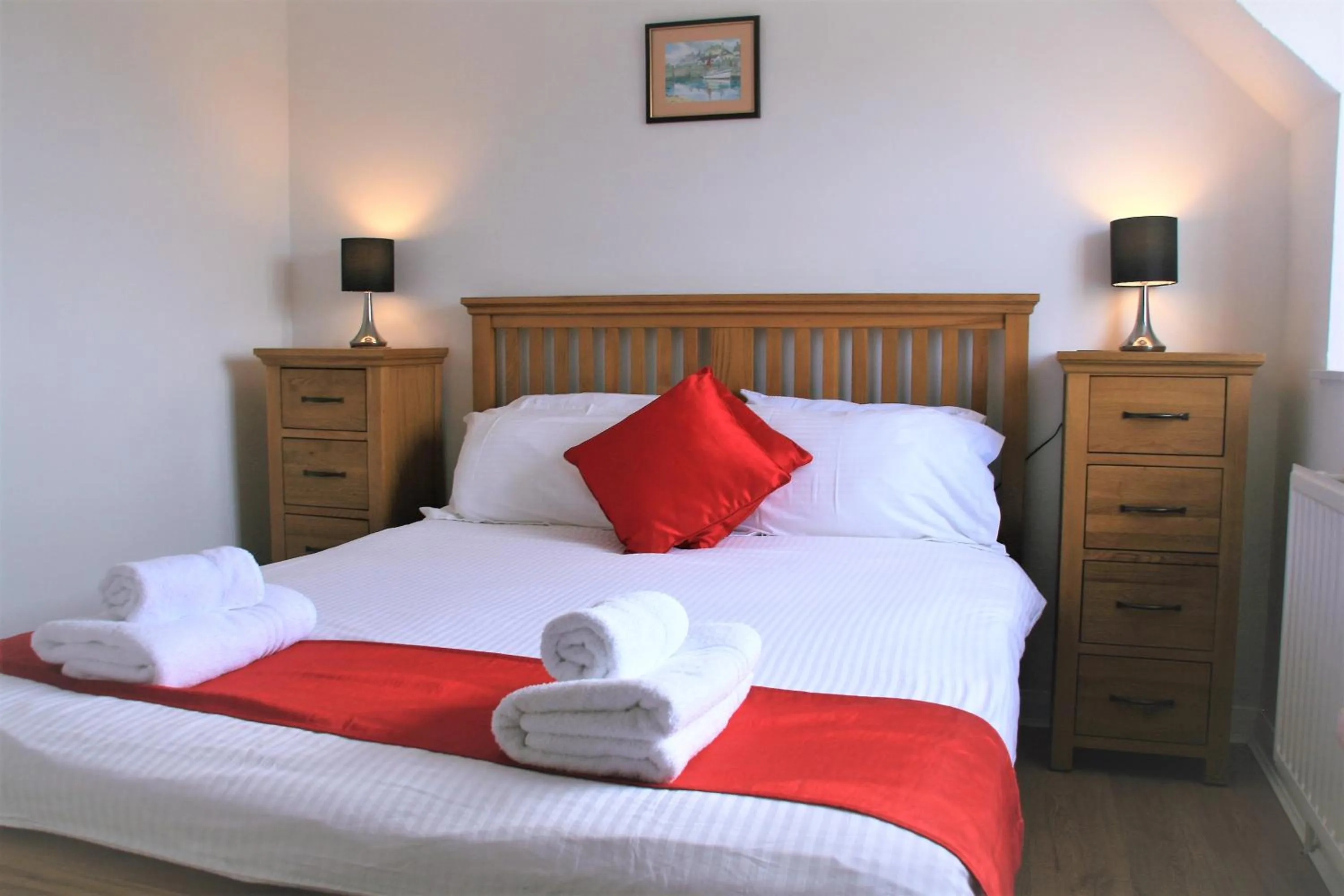 Bedroom, Bed in Glebe House Cottages
