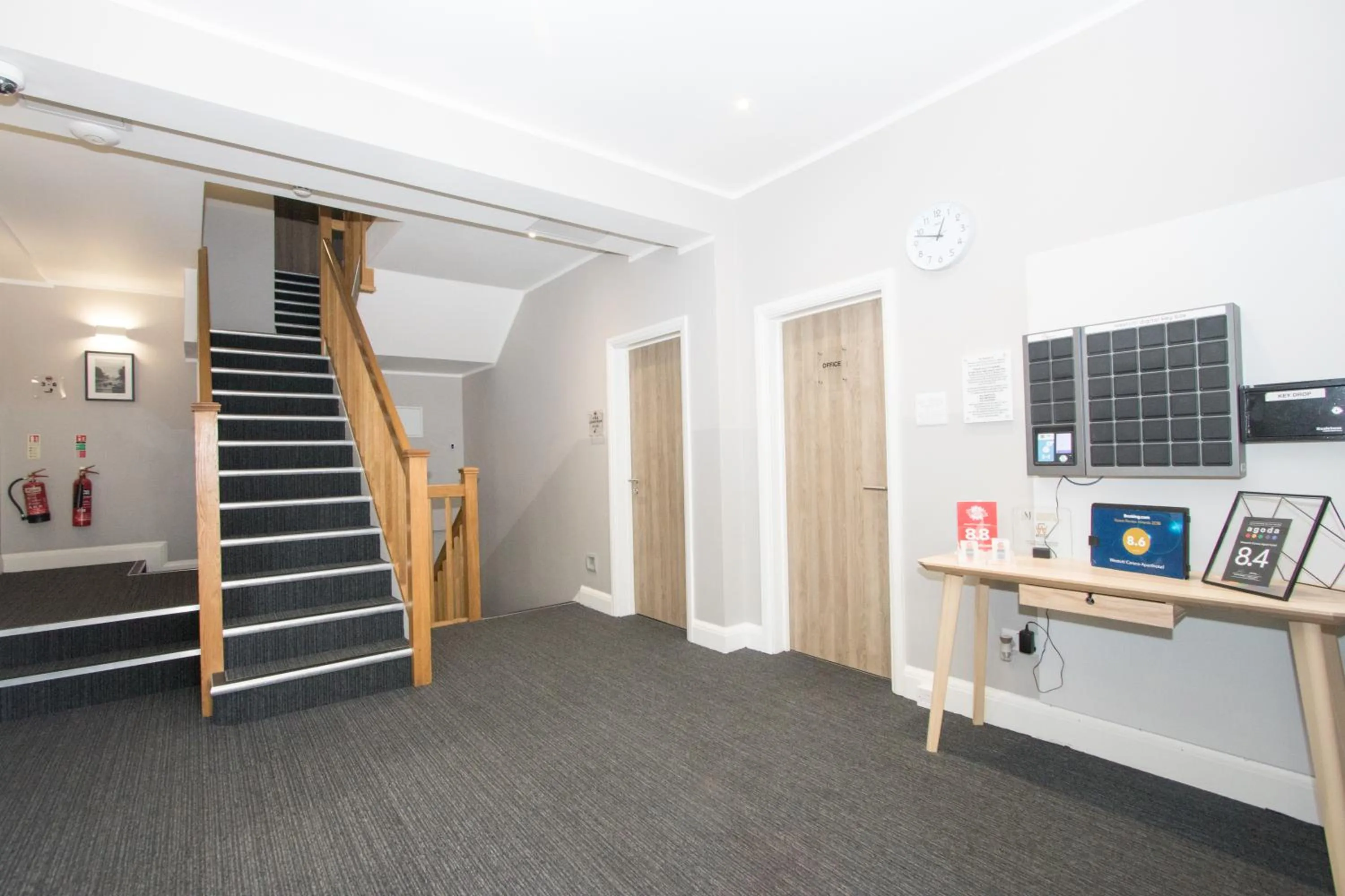 Facade/entrance in Westciti Caroco Aparthotel