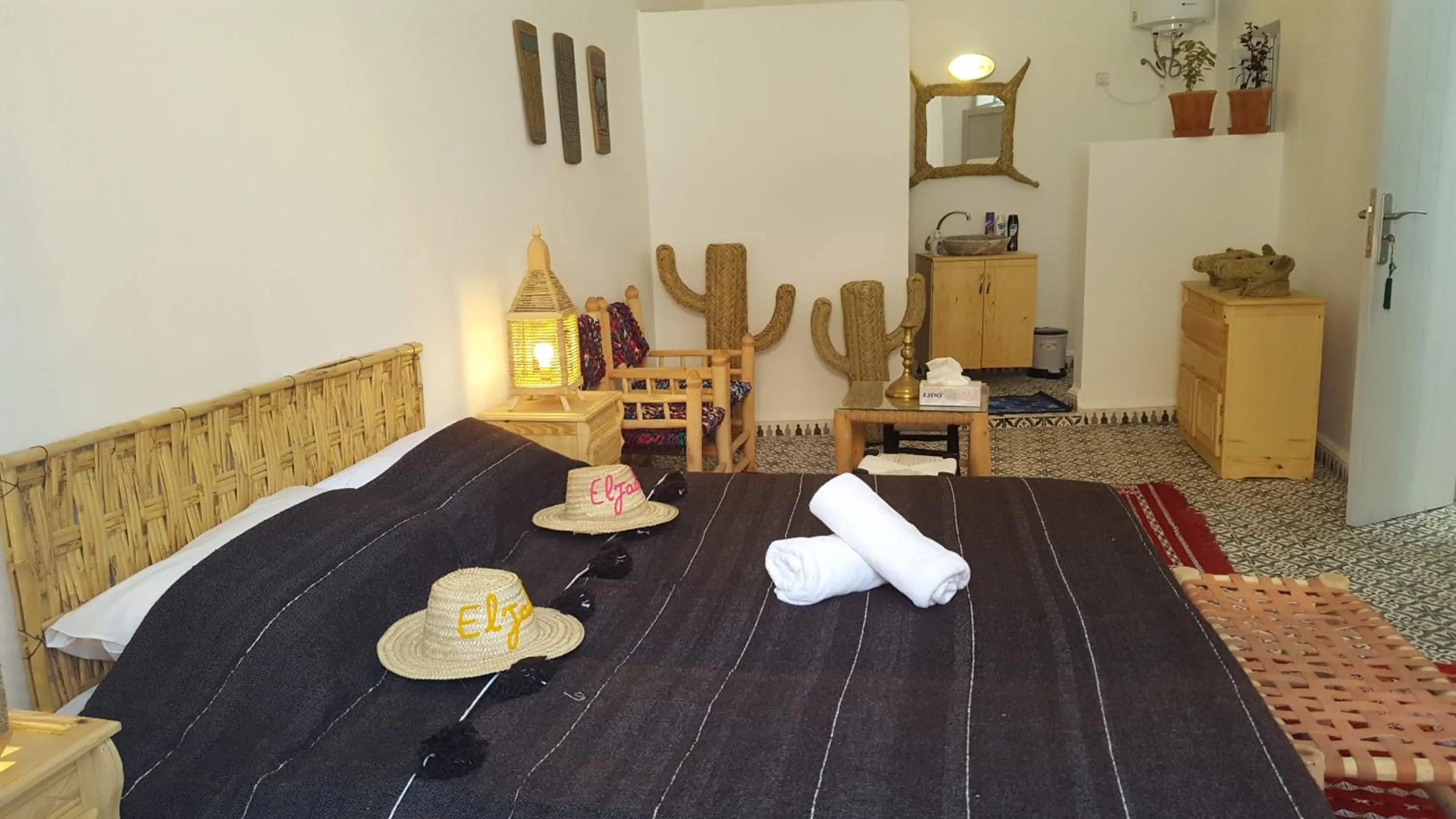 Bed in Art Riad Au Bord De La Mer