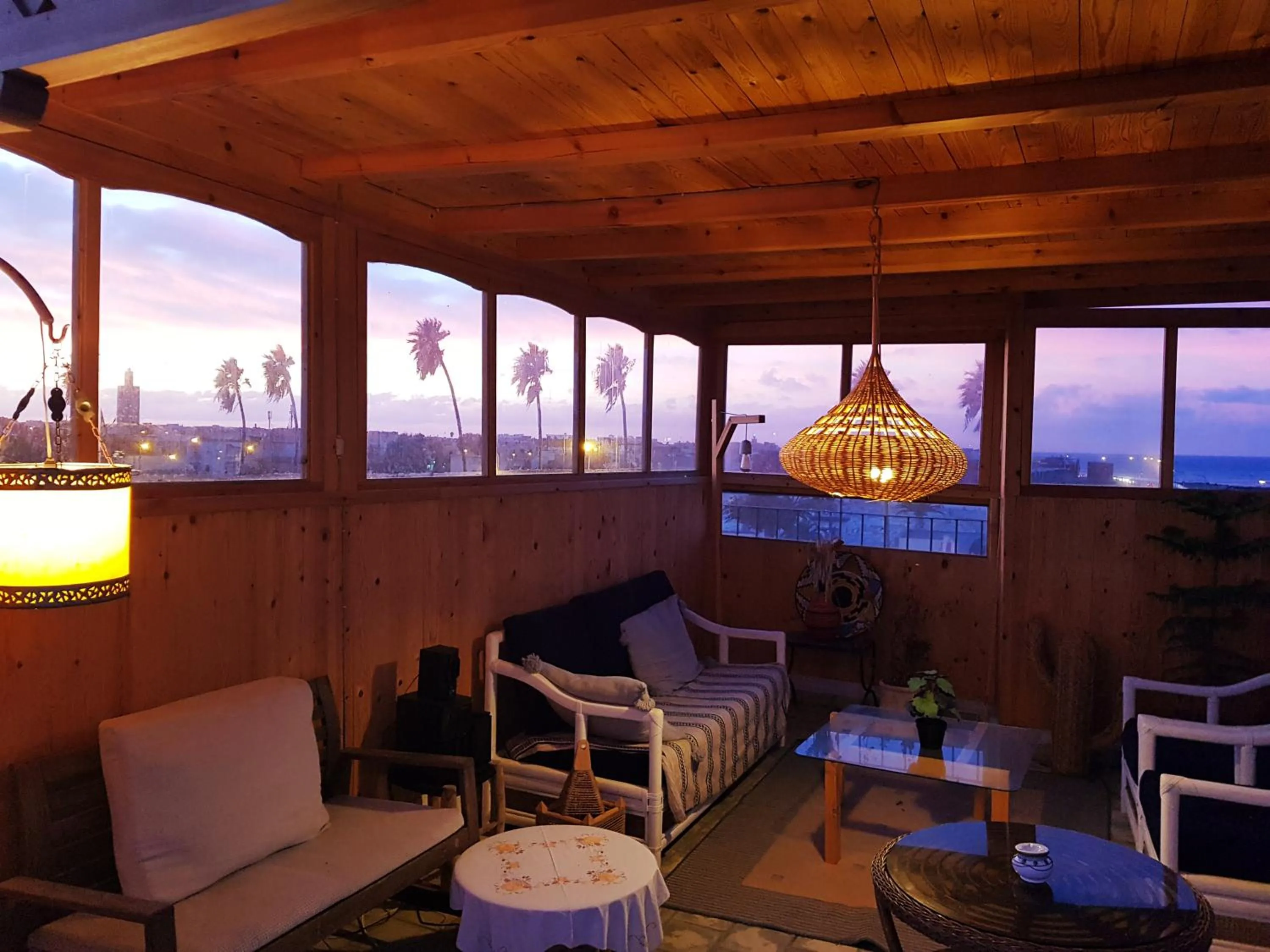 Art Riad Au Bord De La Mer