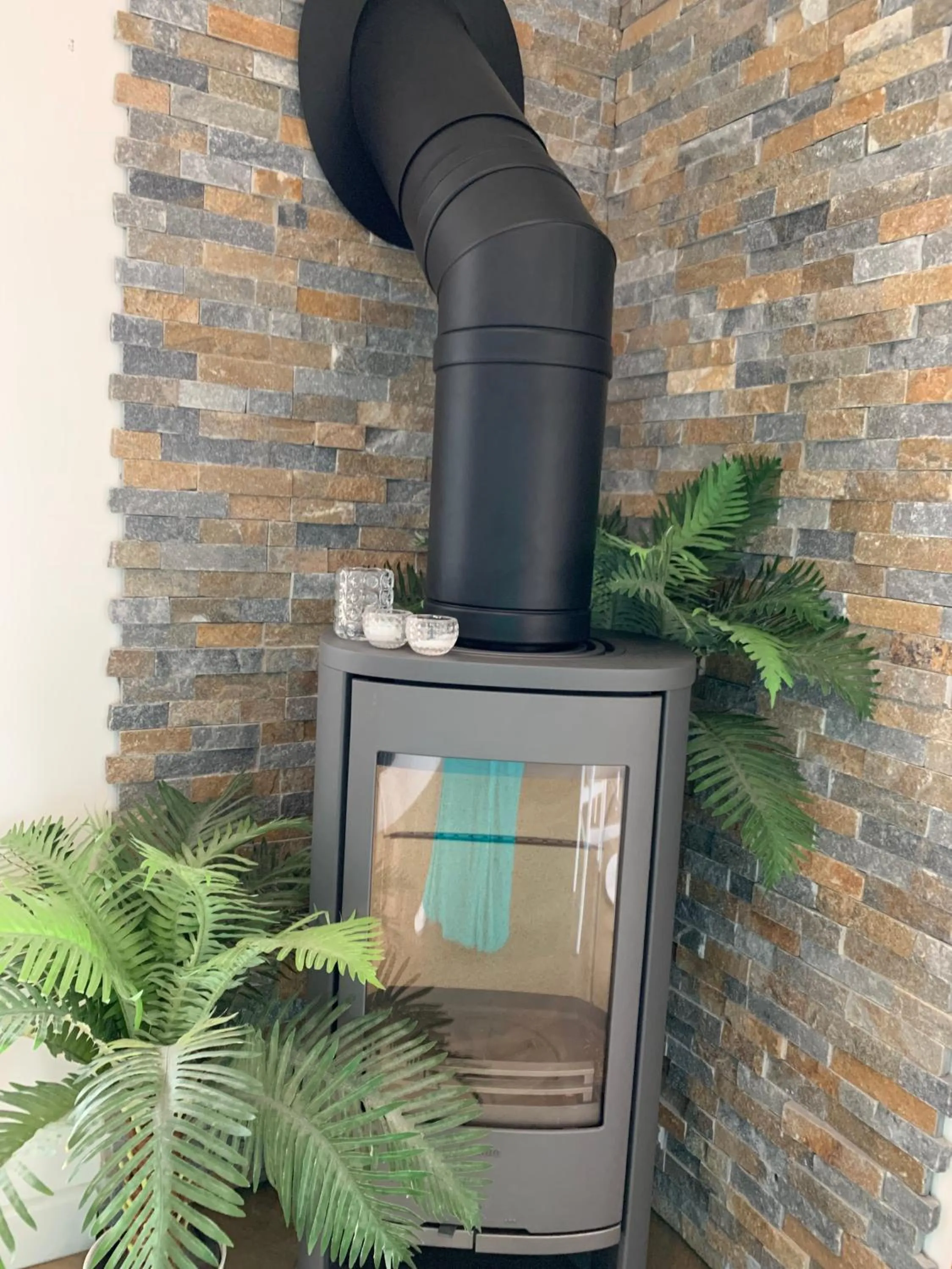 Restaurant/places to eat in Porth Beach Hotel