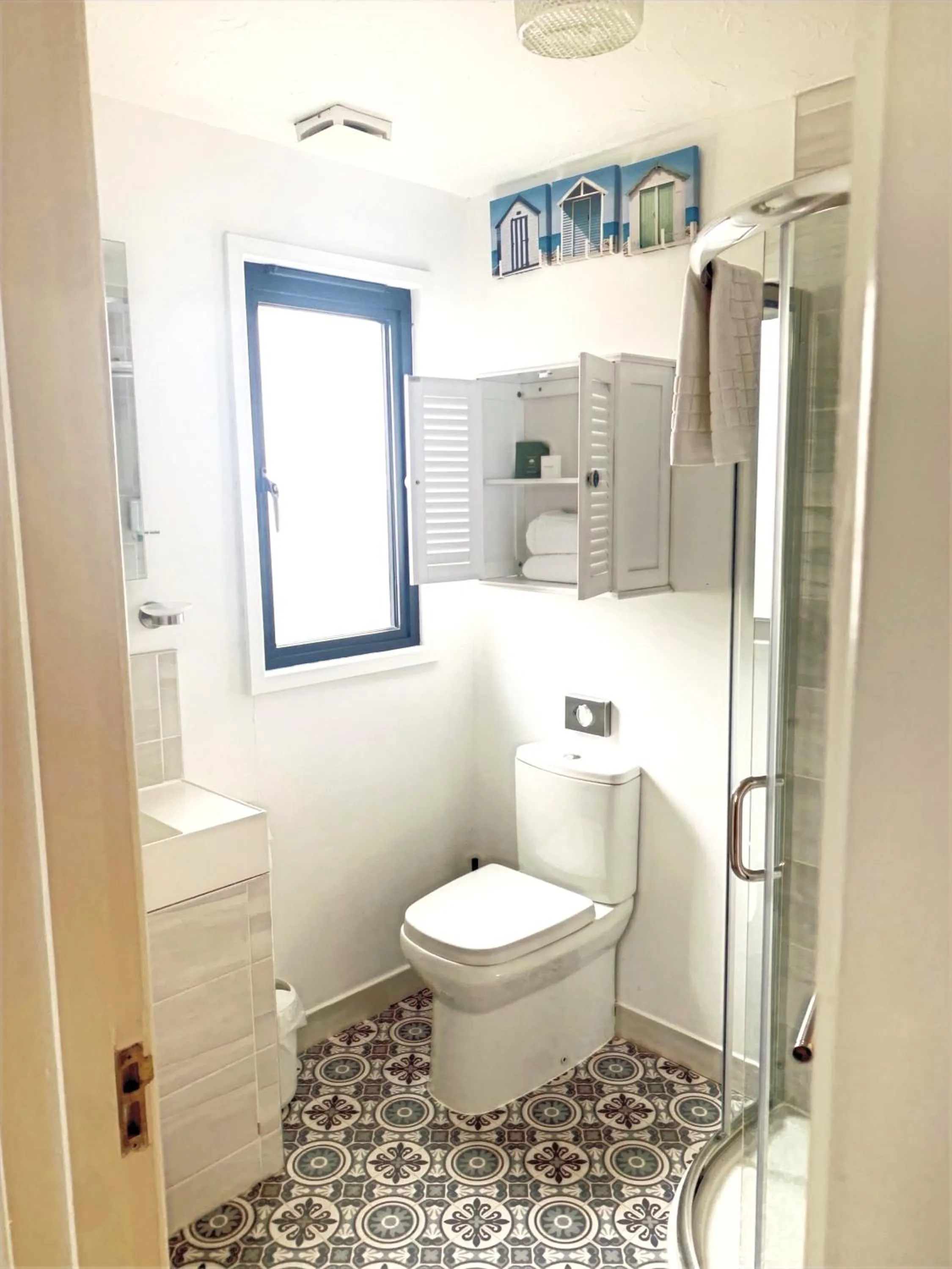 Bathroom in Porth Beach Hotel