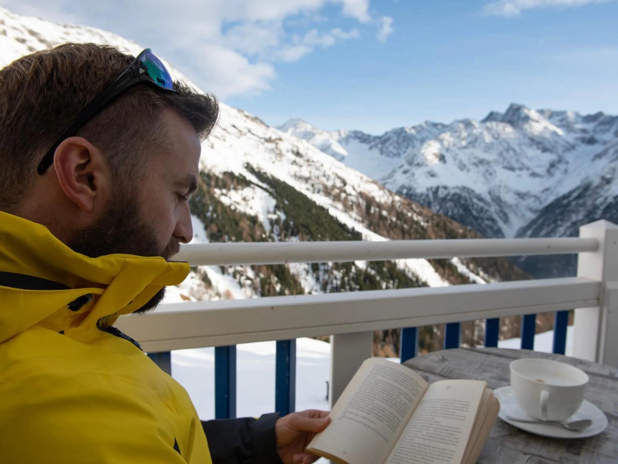 People in Glanzer Homes Hochsölden
