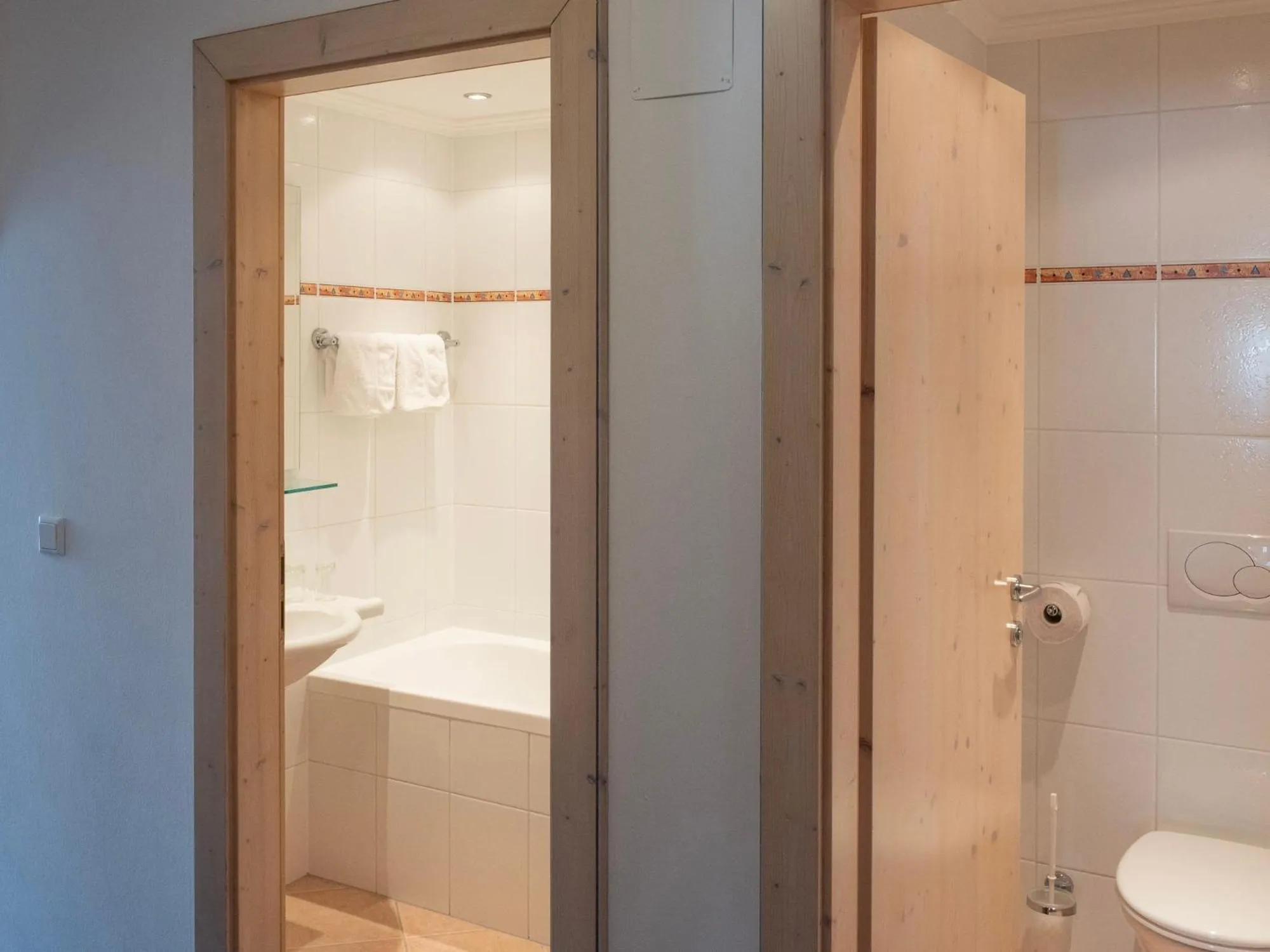 Bathroom in Glanzer Homes Hochsölden