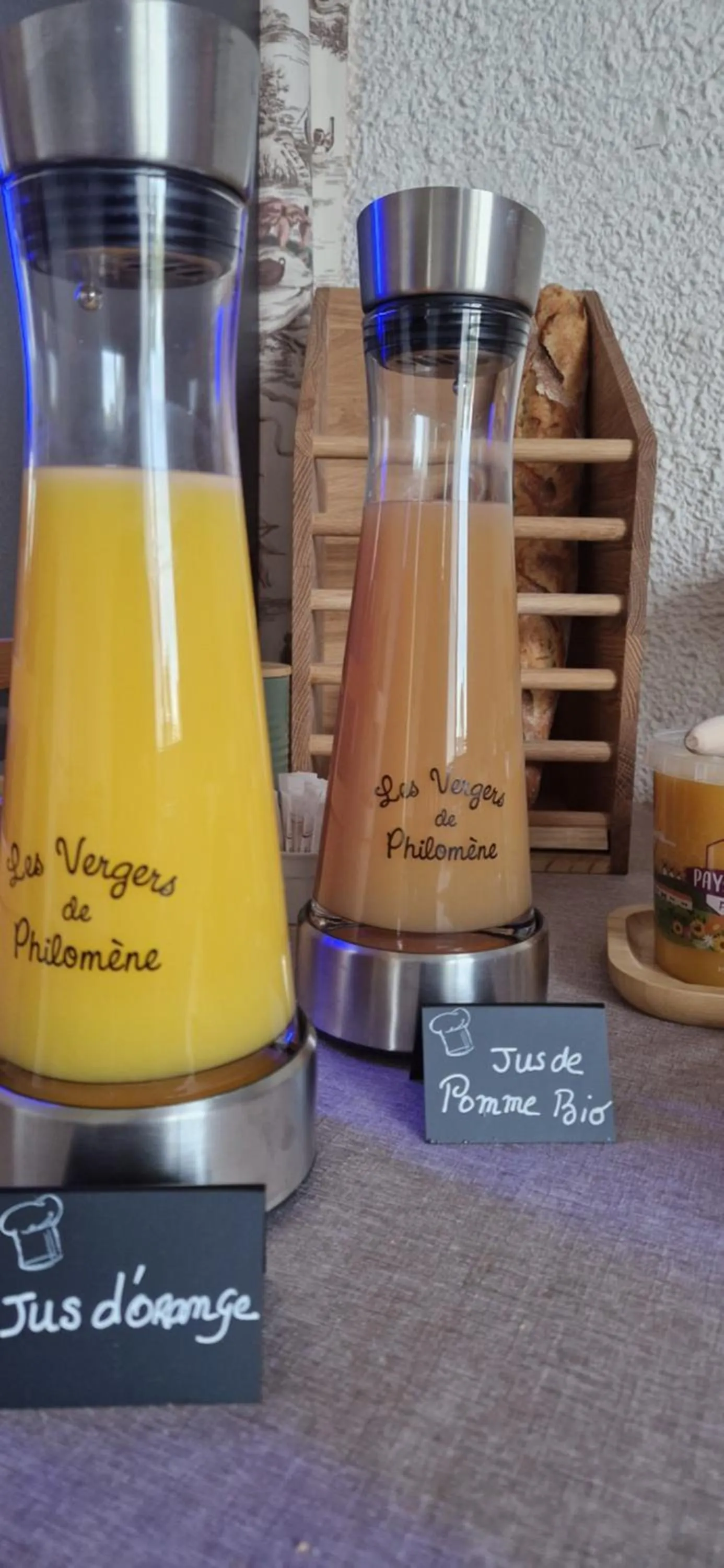 Breakfast in Cit'Hotel Le Challans