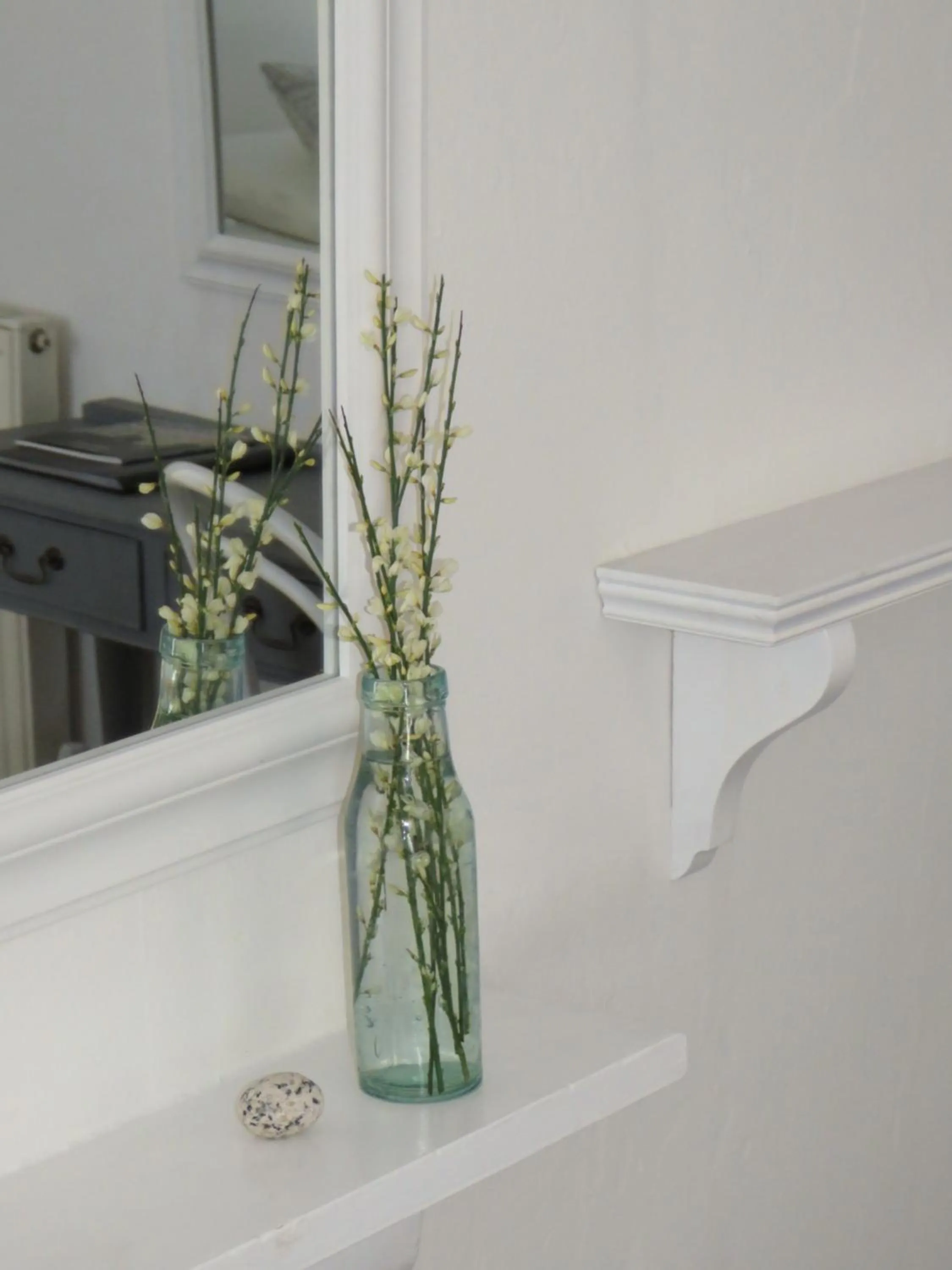 Decorative detail in The Old Post House B&B