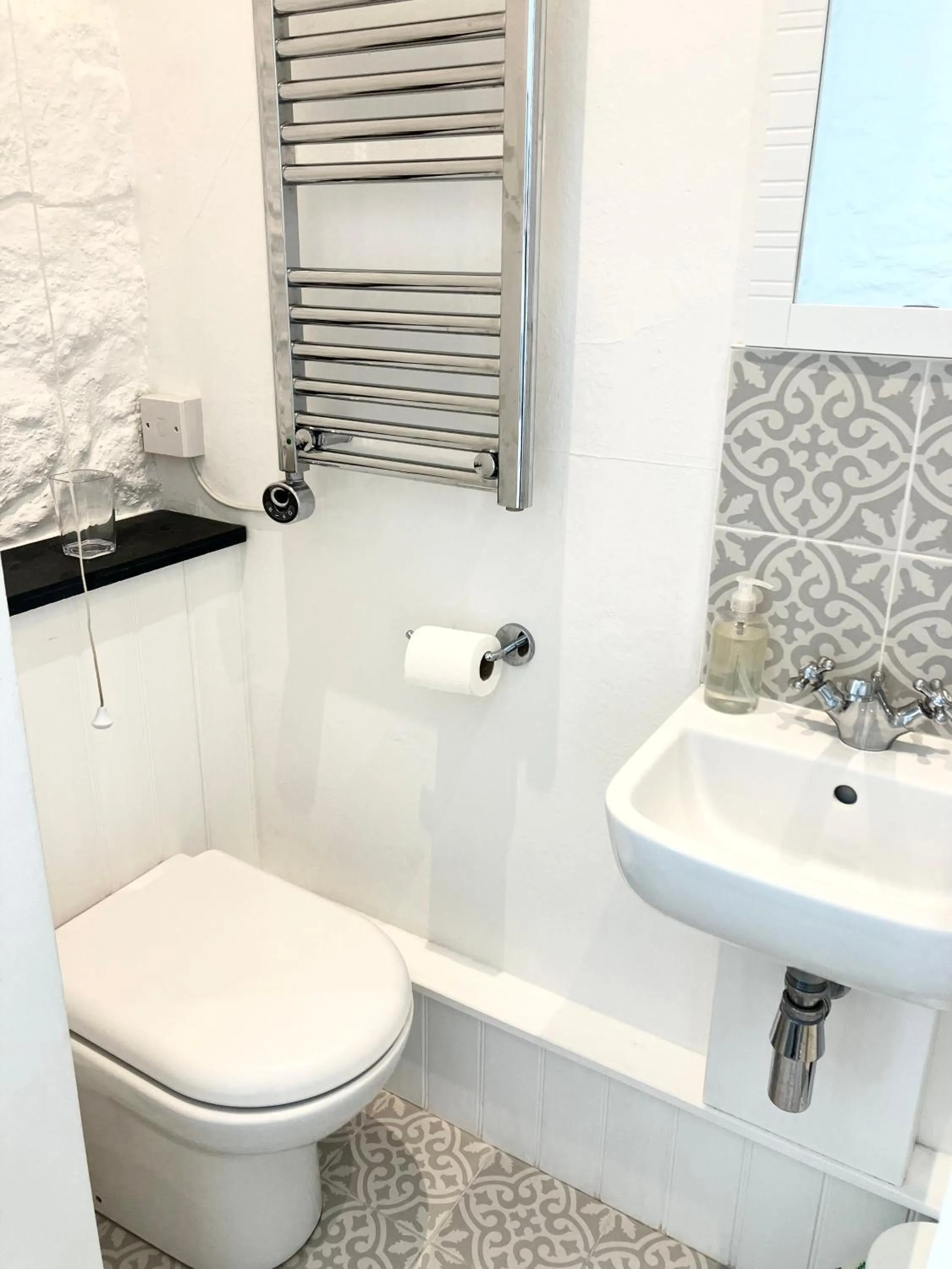 Bathroom in The Old Post House B&B