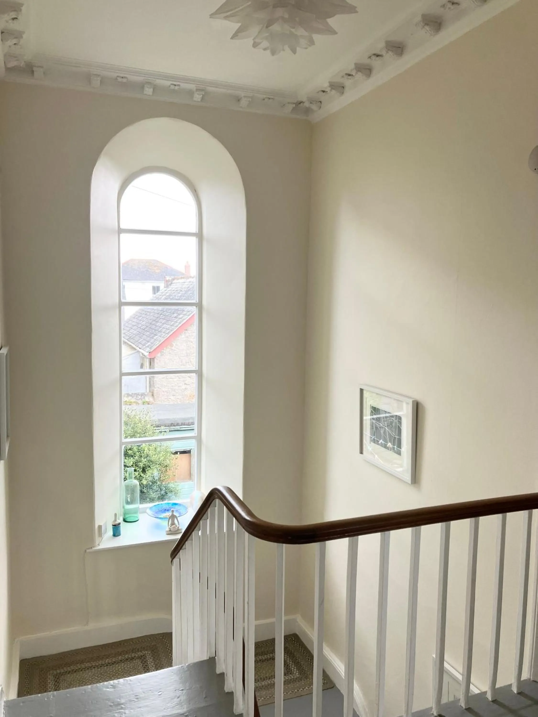 Decorative detail in The Old Post House B&B