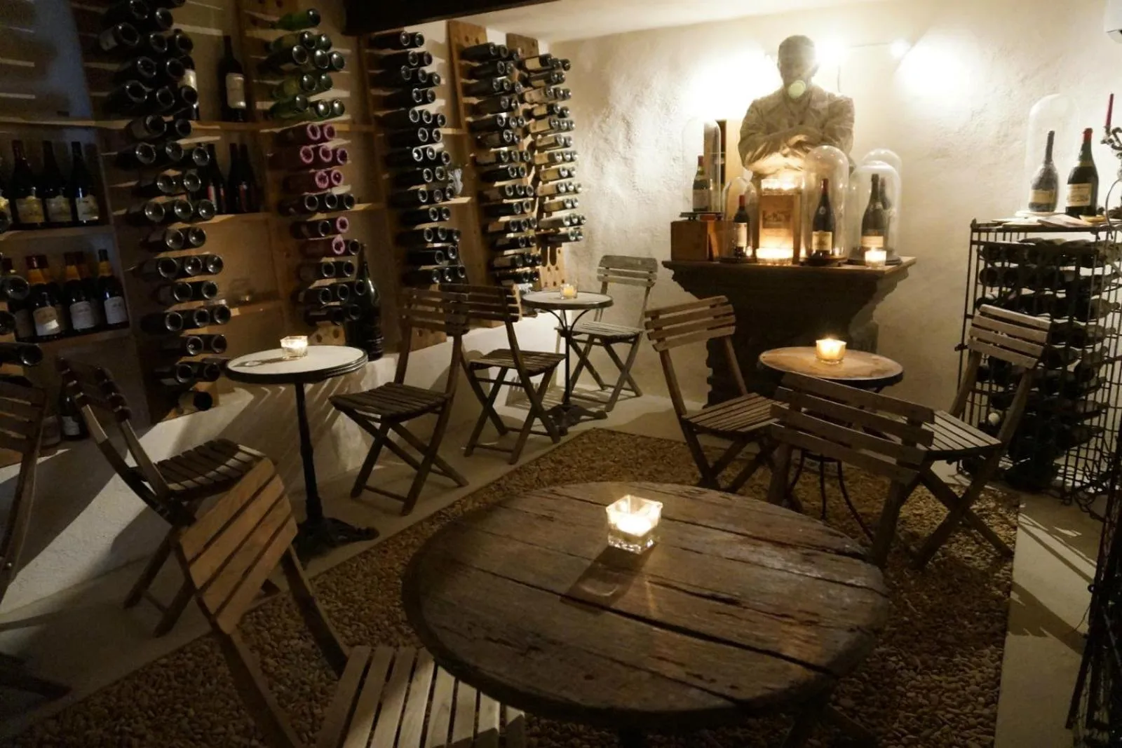 Lounge or bar in Le Petit Chateau