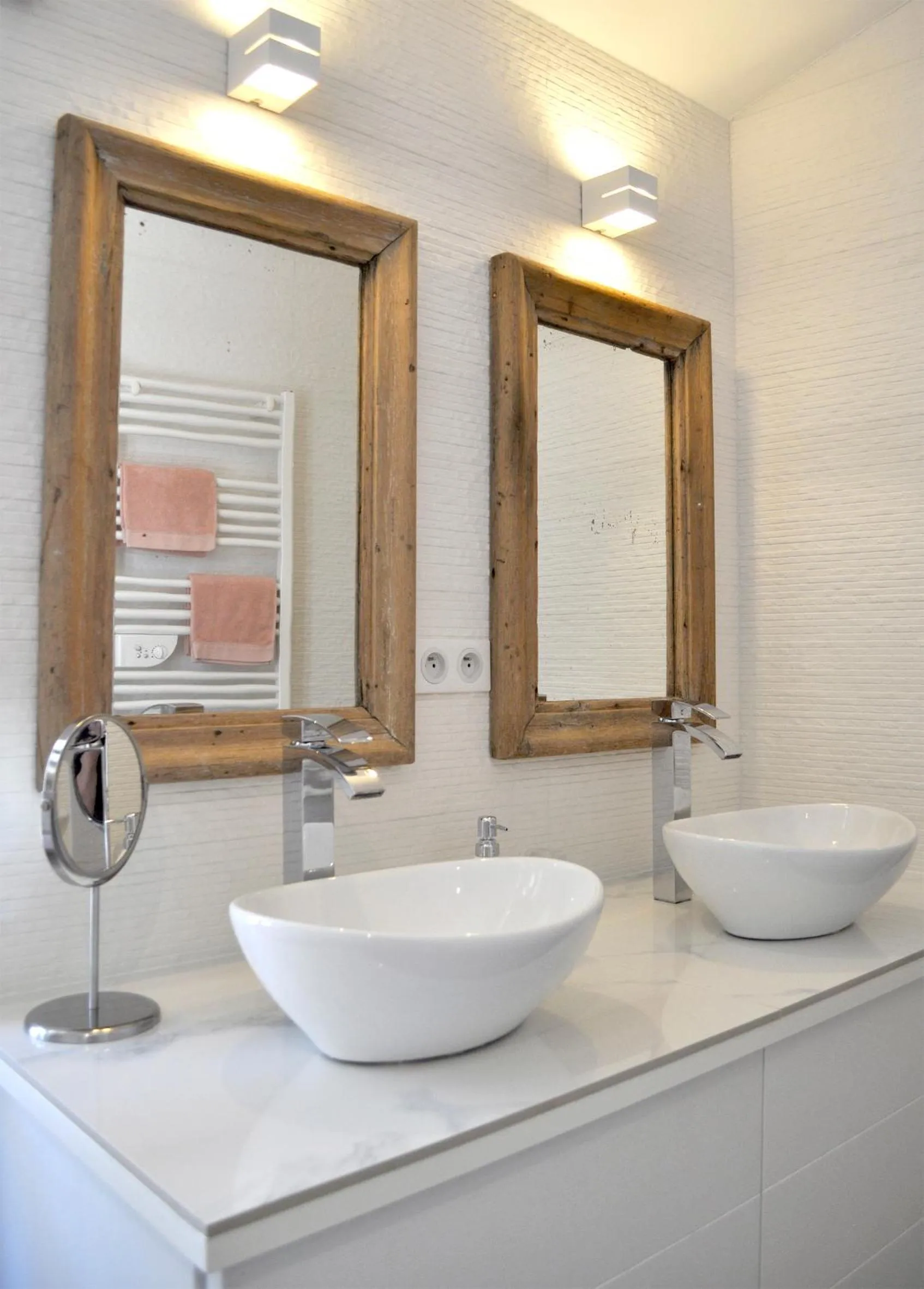 Bathroom in Le Petit Chateau