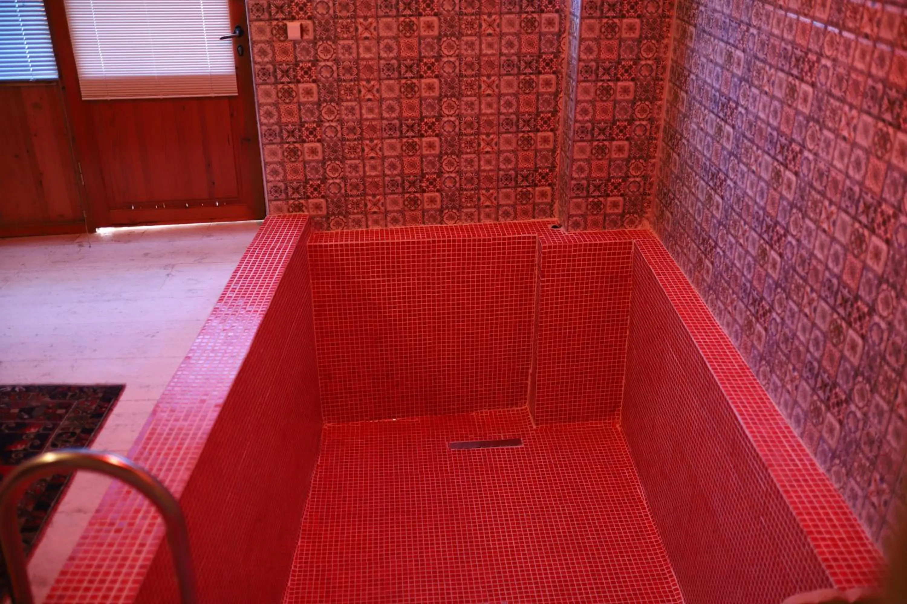 Swimming pool in Fosil Cave Hotel