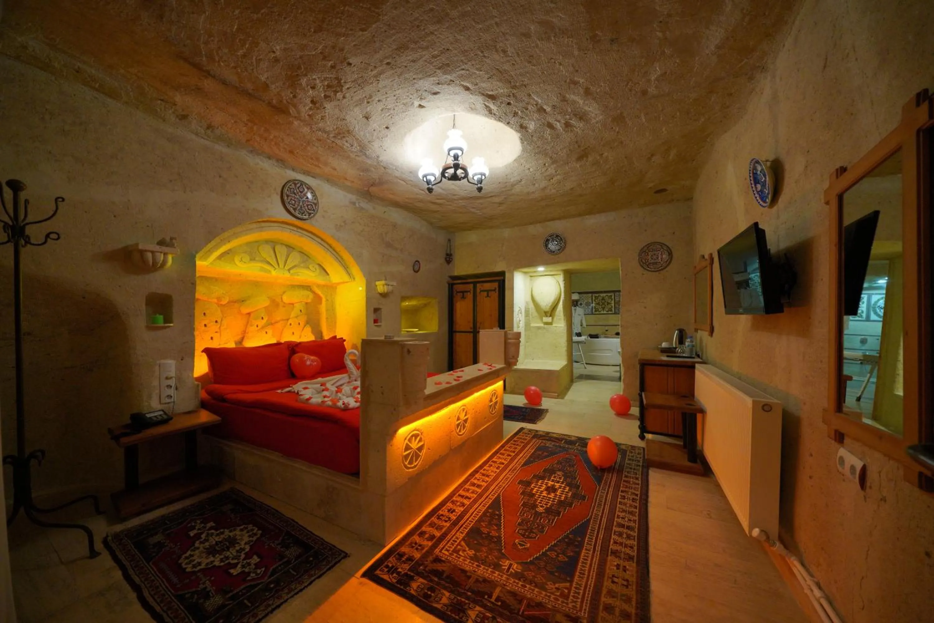 Bed in Fosil Cave Hotel