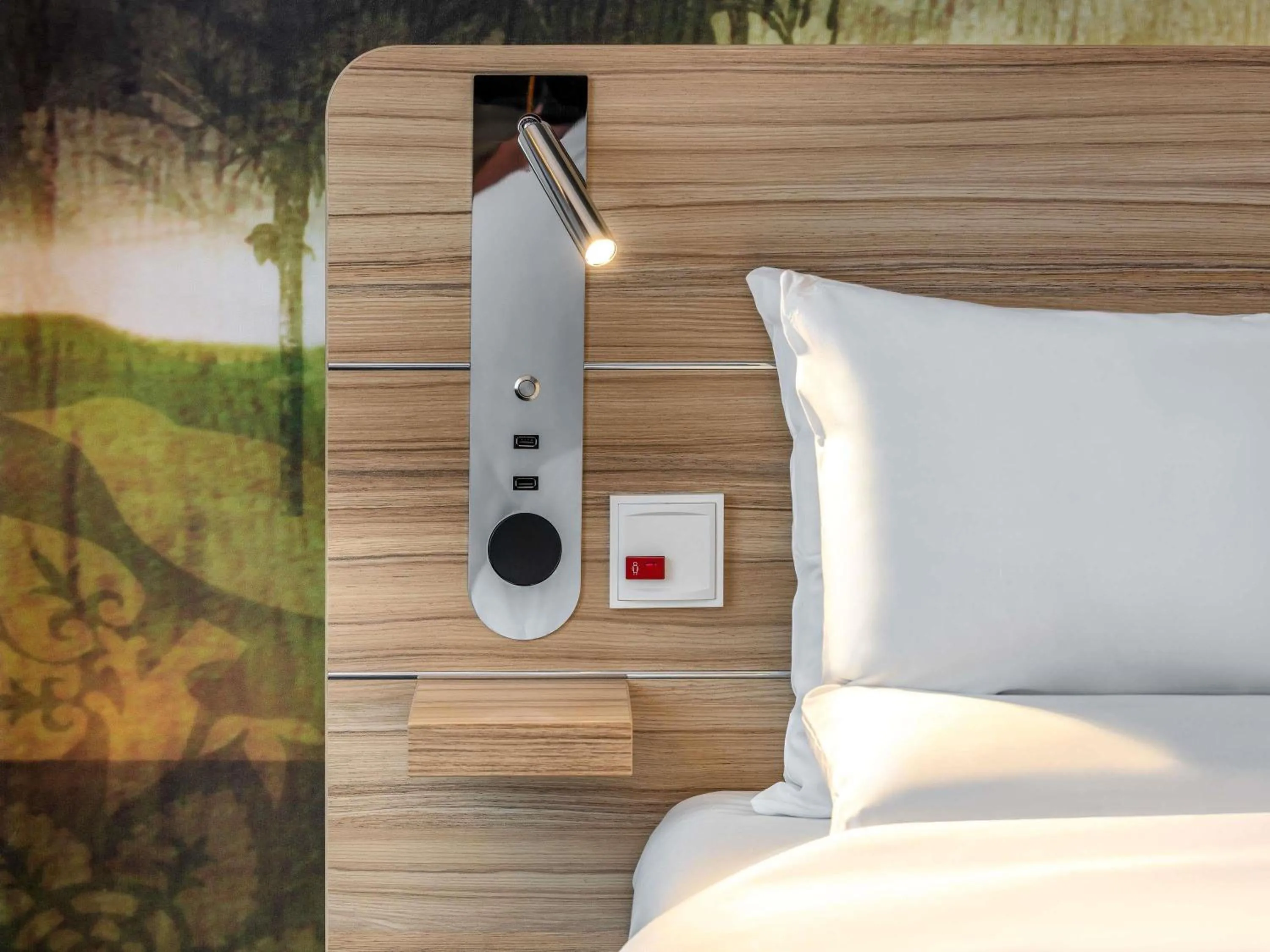 Bedroom in Novotel Wien Hauptbahnhof