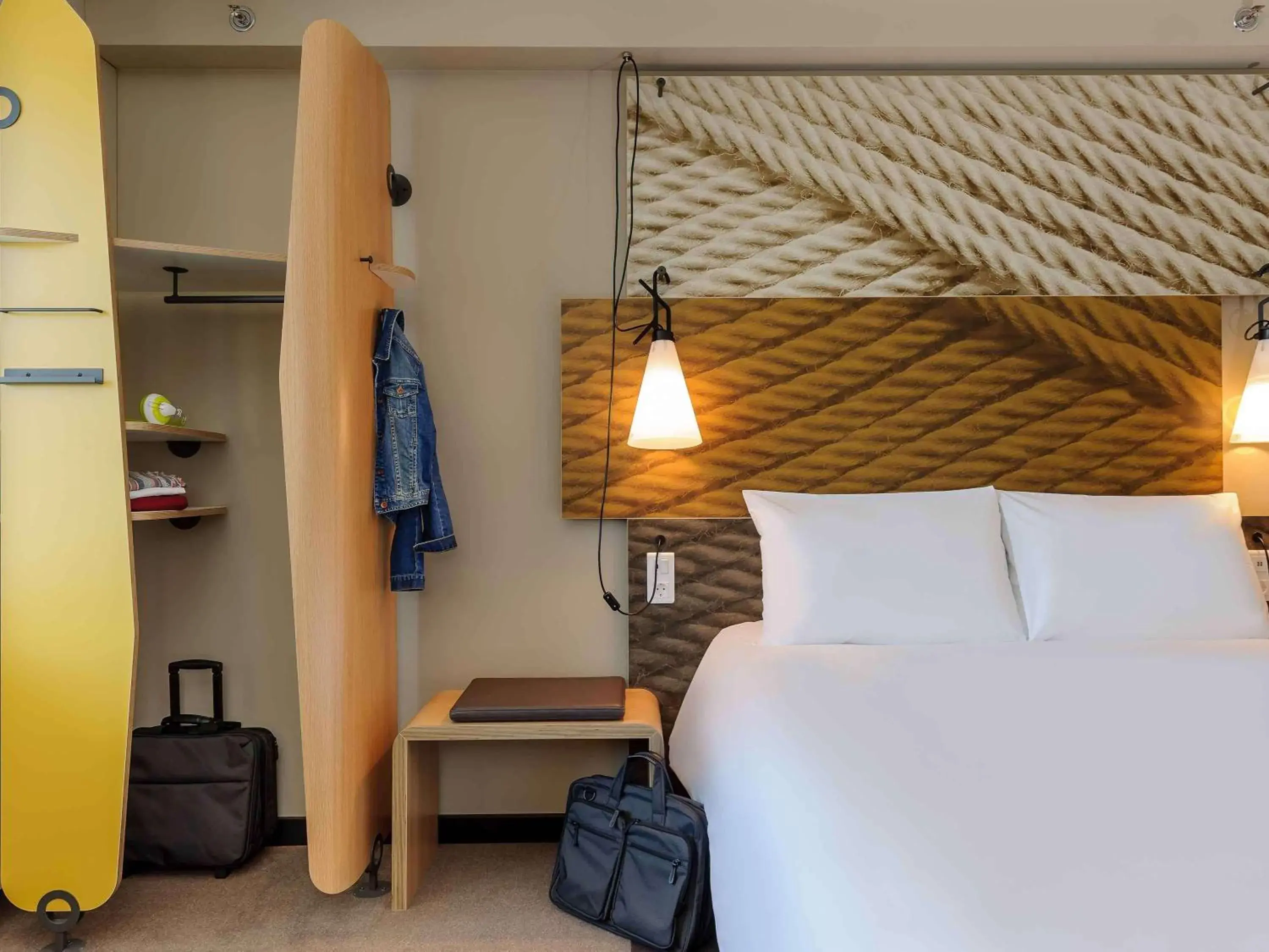 Photo of the whole room, Bed in ibis Wien Hauptbahnhof Photo of the whole room, Bed in ibis Wien Hauptbahnhof