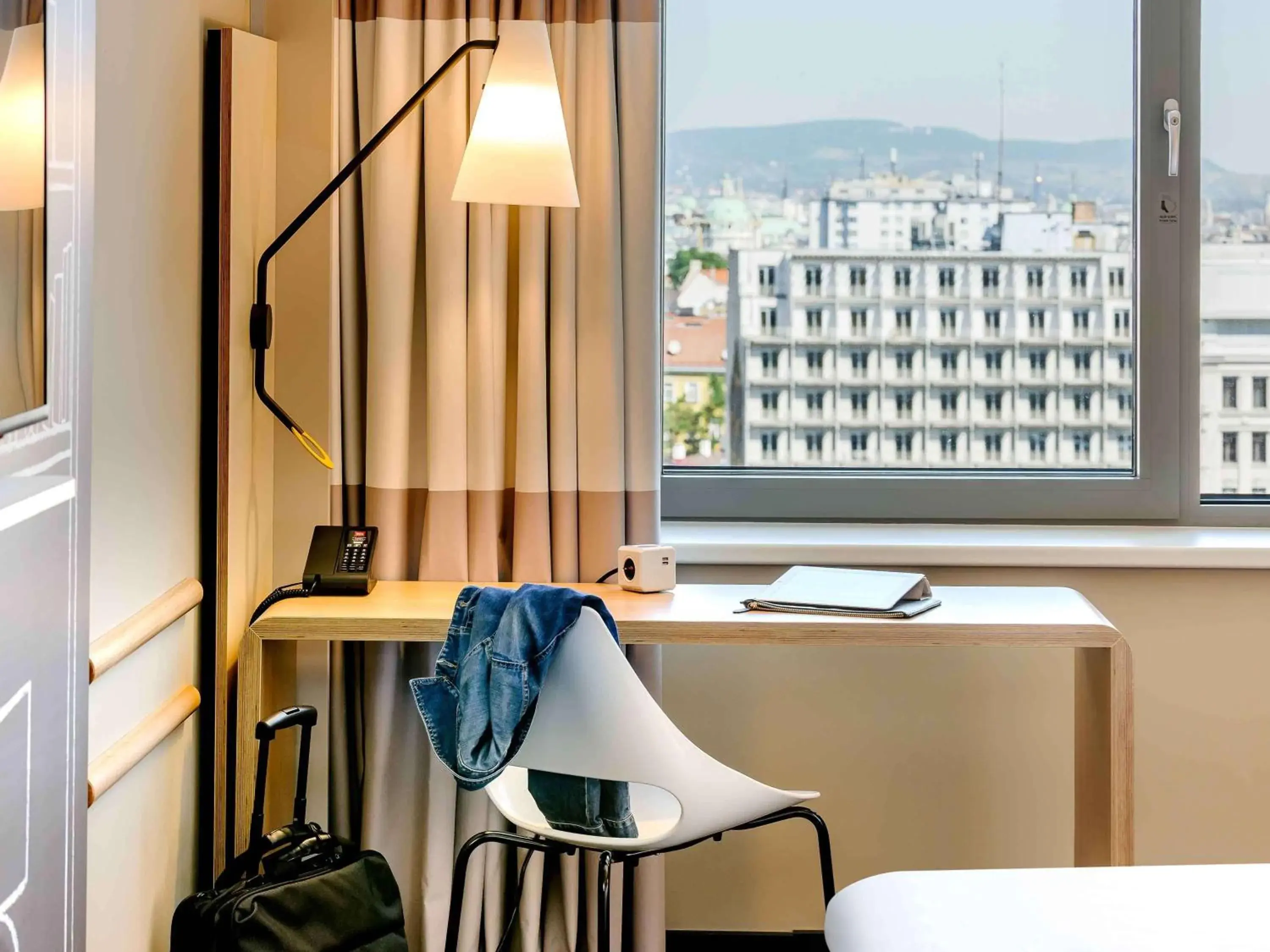 Photo of the whole room in ibis Wien Hauptbahnhof Photo of the whole room in ibis Wien Hauptbahnhof